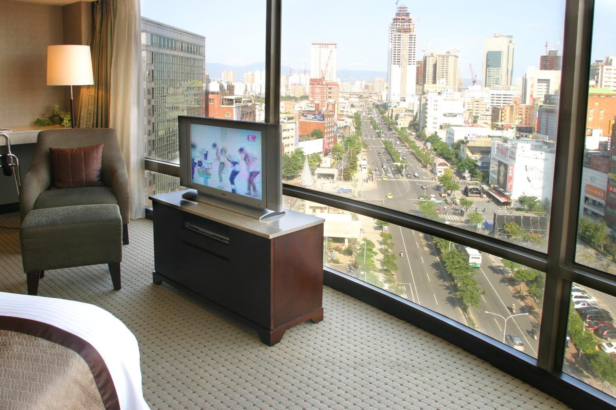 Grand Forward Hotel photo 9