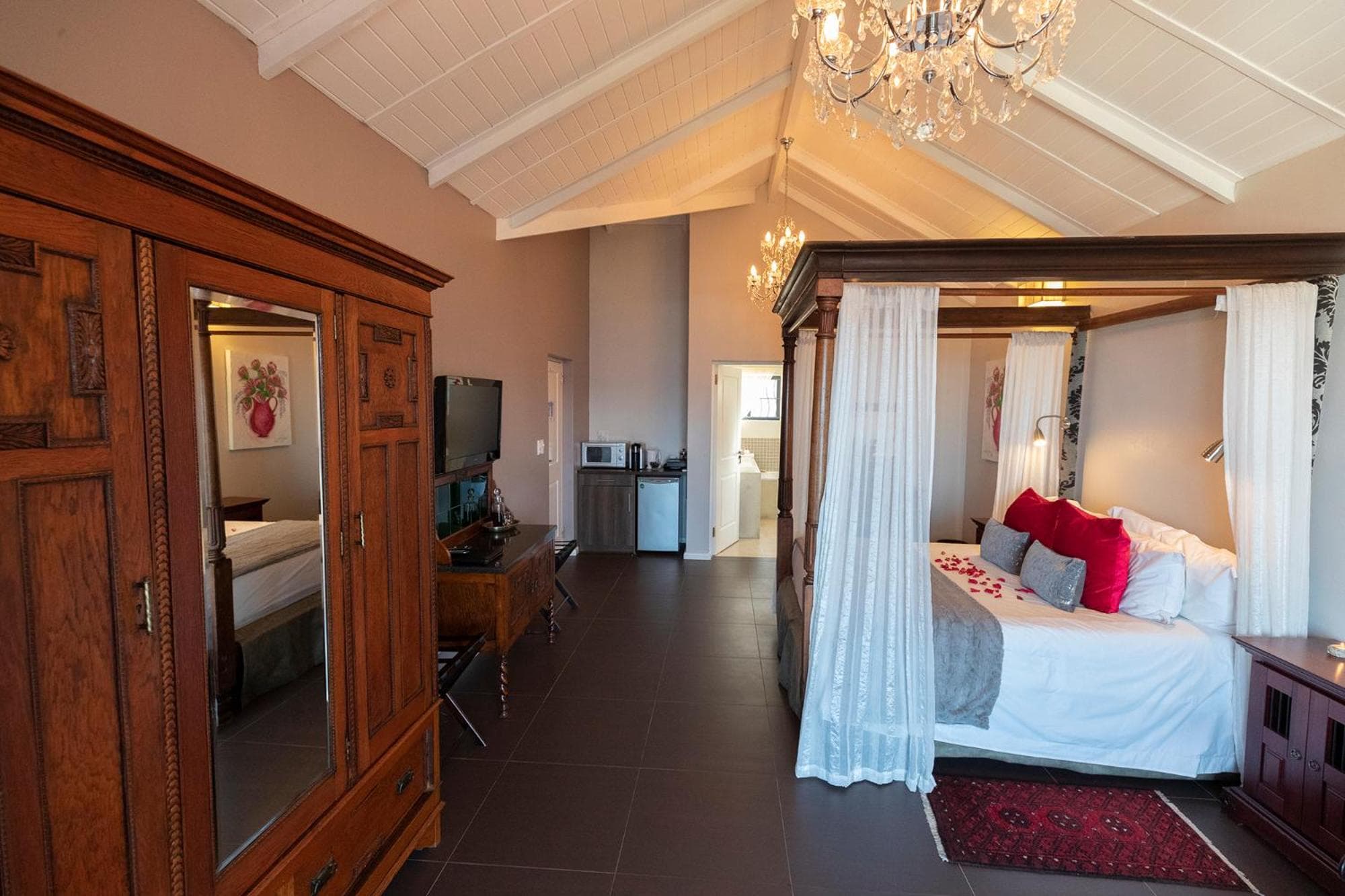 Mariner Guesthouse & Villa photo 2