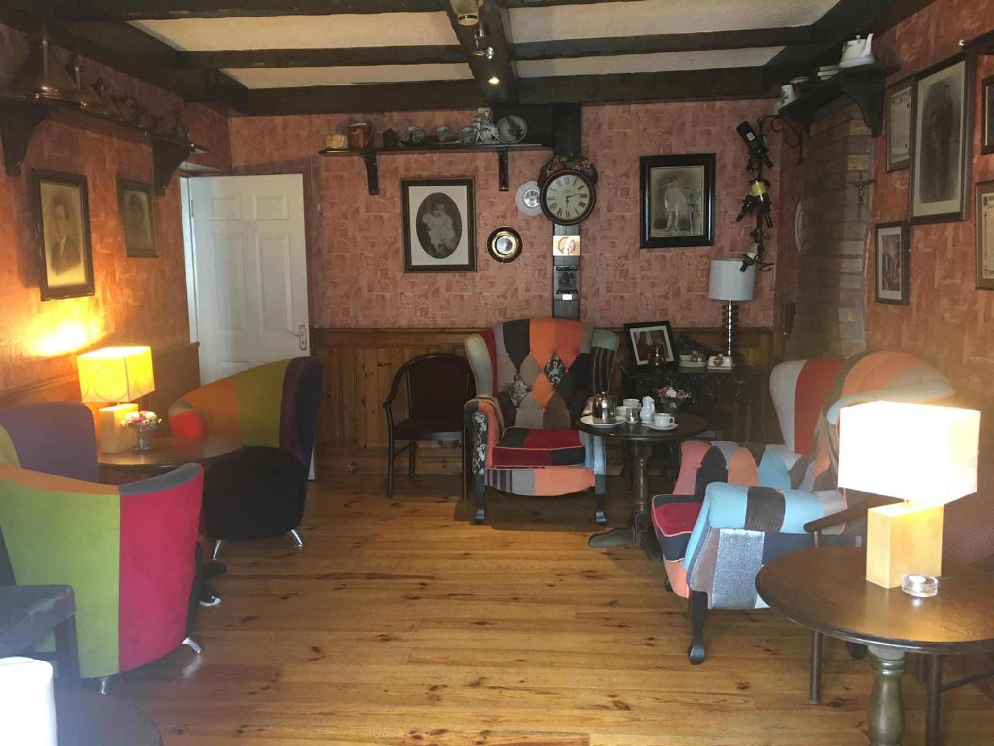 Riverside Guesthouse photo 7