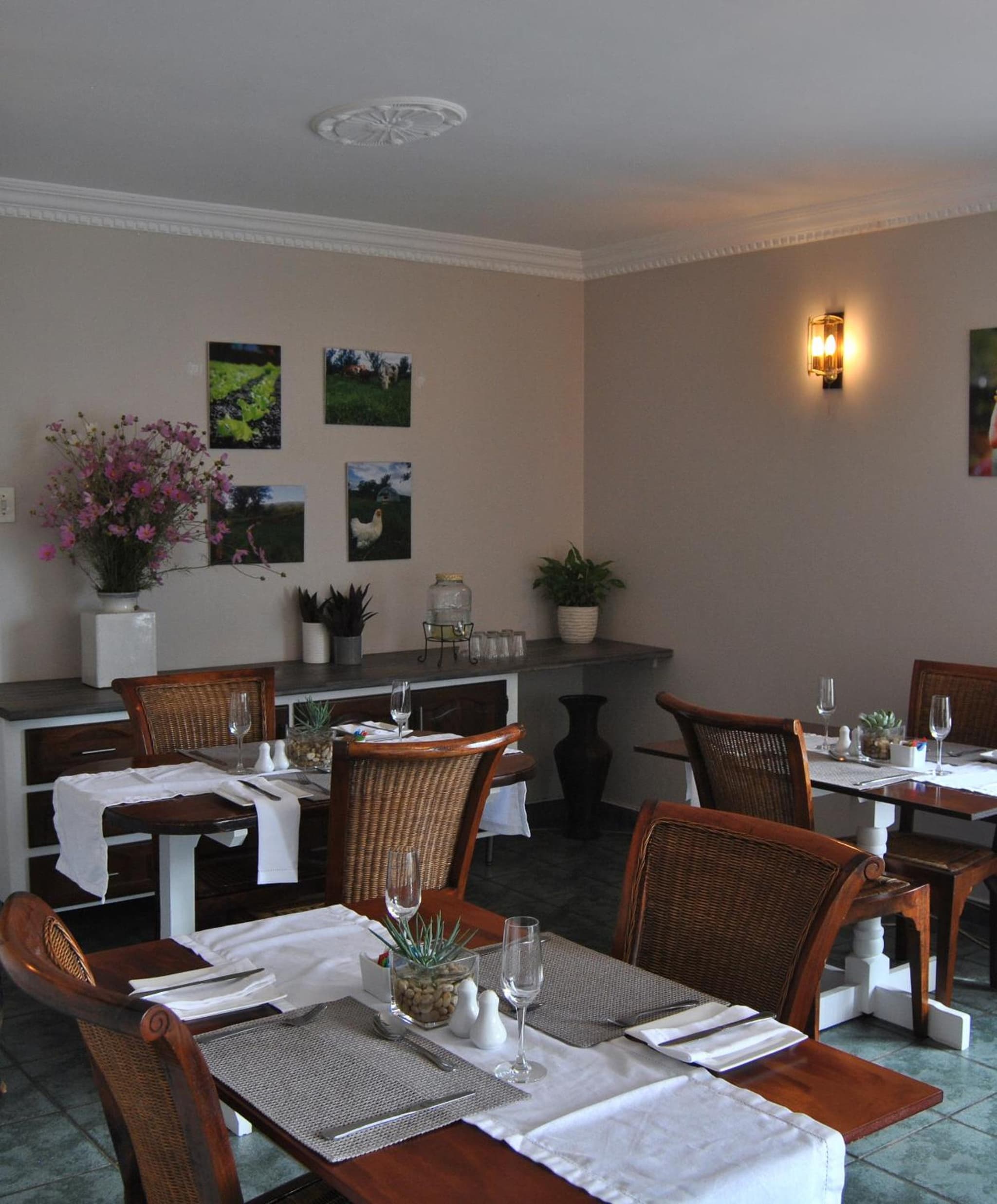 Hamilton Urban Farm Guest House photo 2