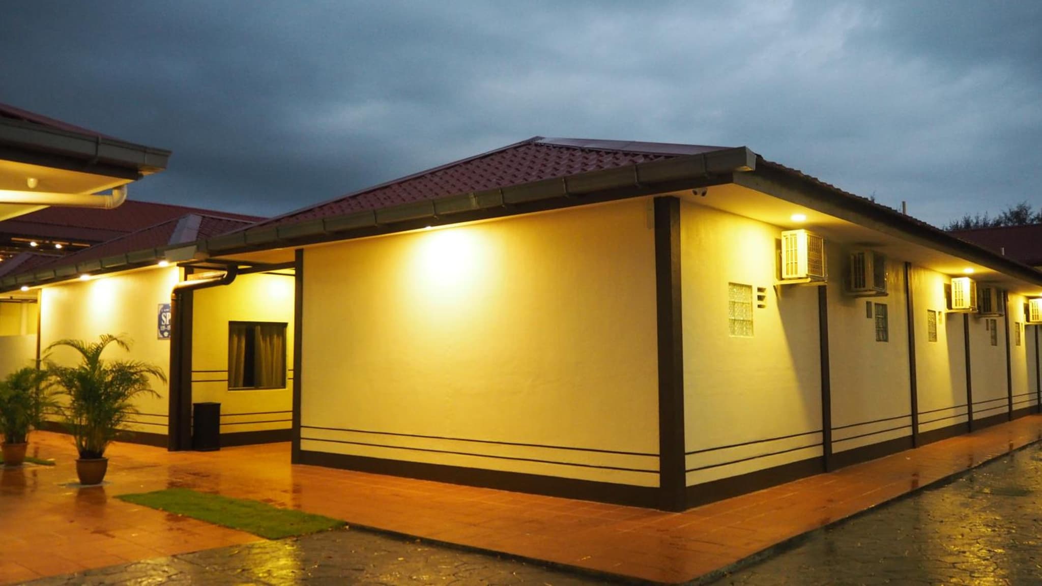 Lotus Seaview Beach Resort, Pengerang photo 9