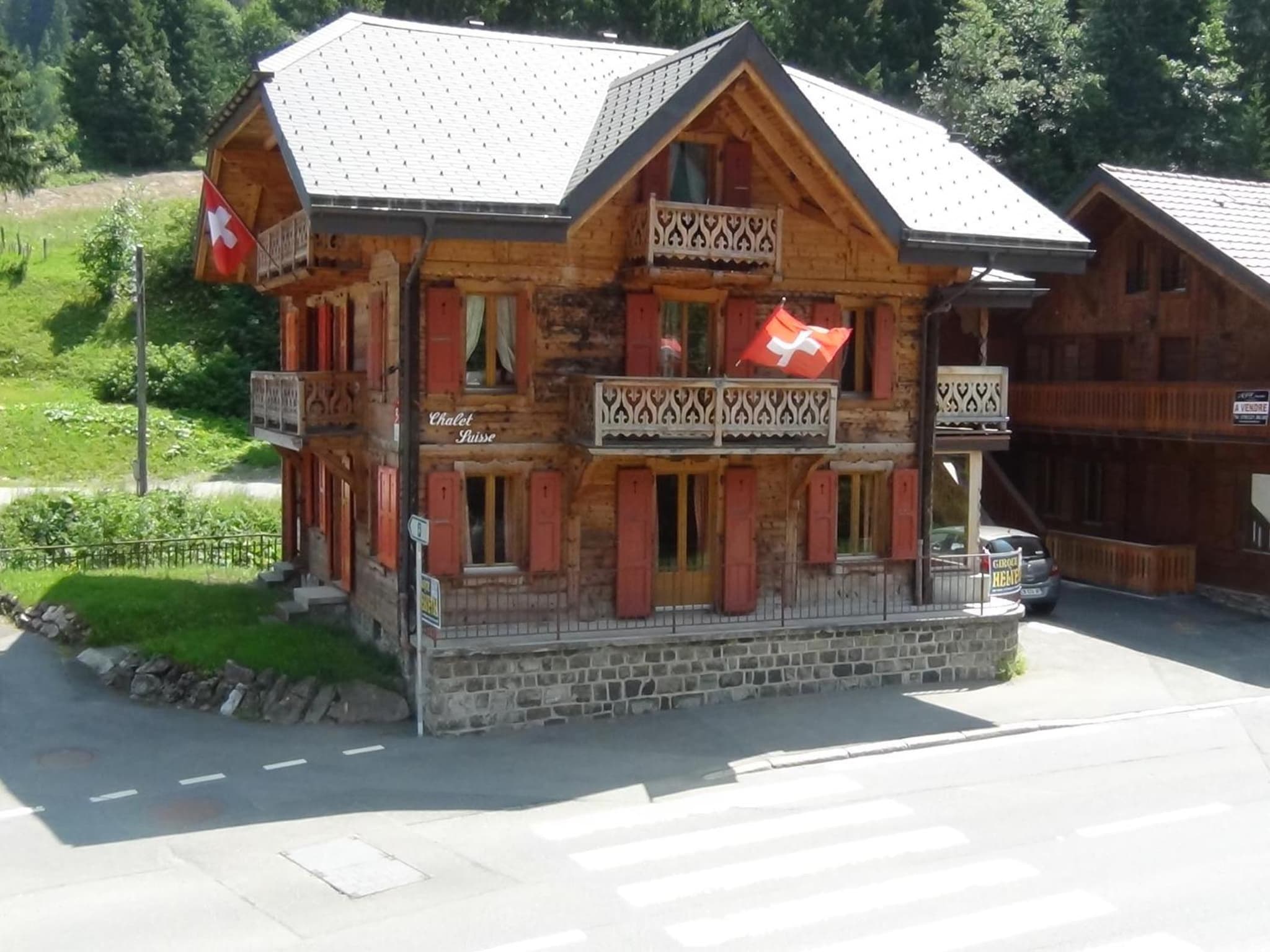 Chalet Suisse Bed and Breakfast photo 2