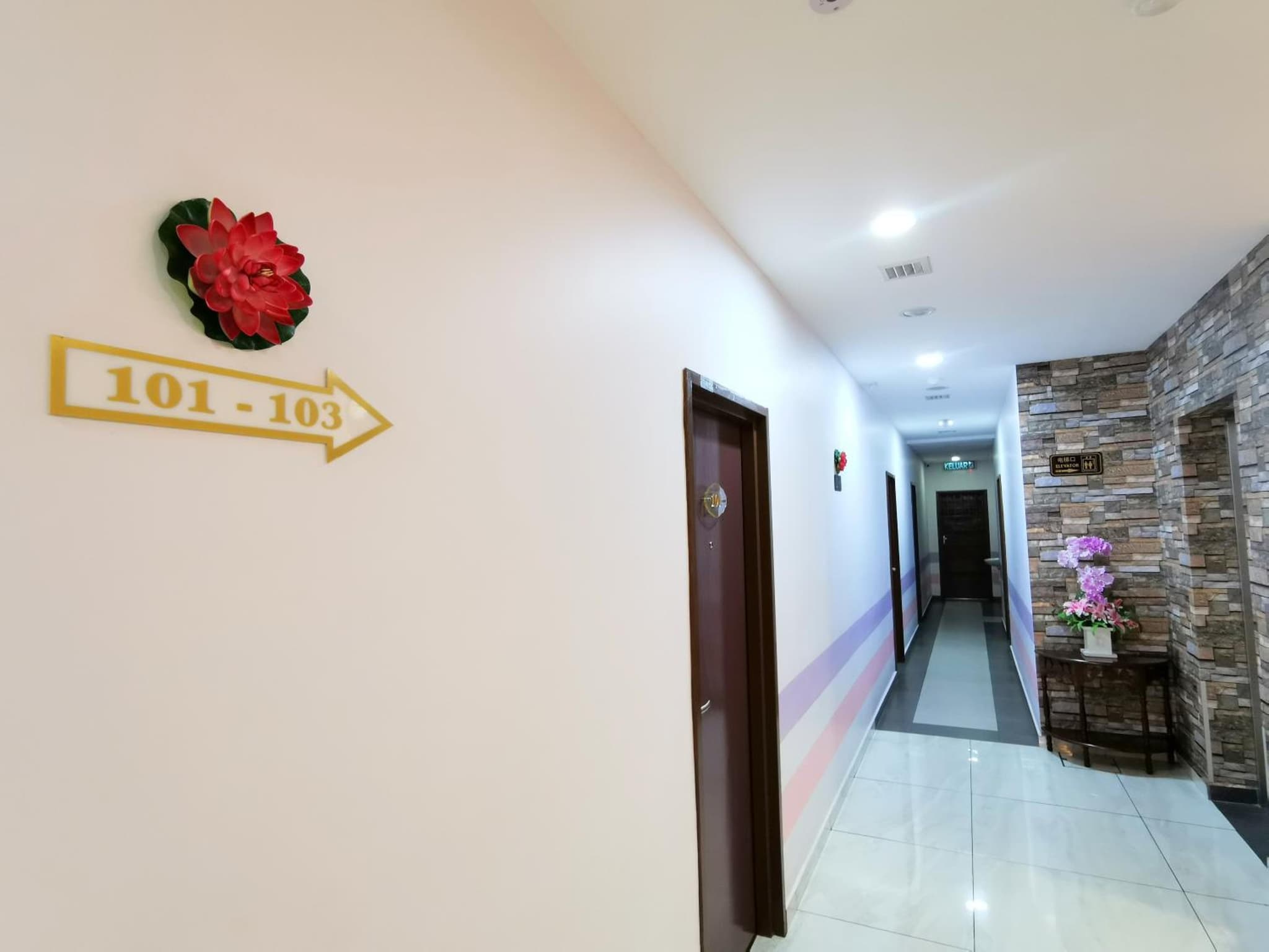Palazzo Hotel Kulai photo 9