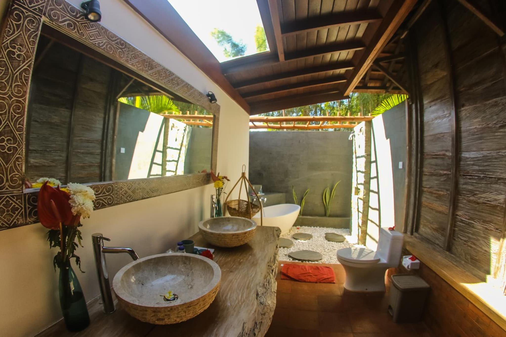 Flower Bud Bungalow Balangan photo 3