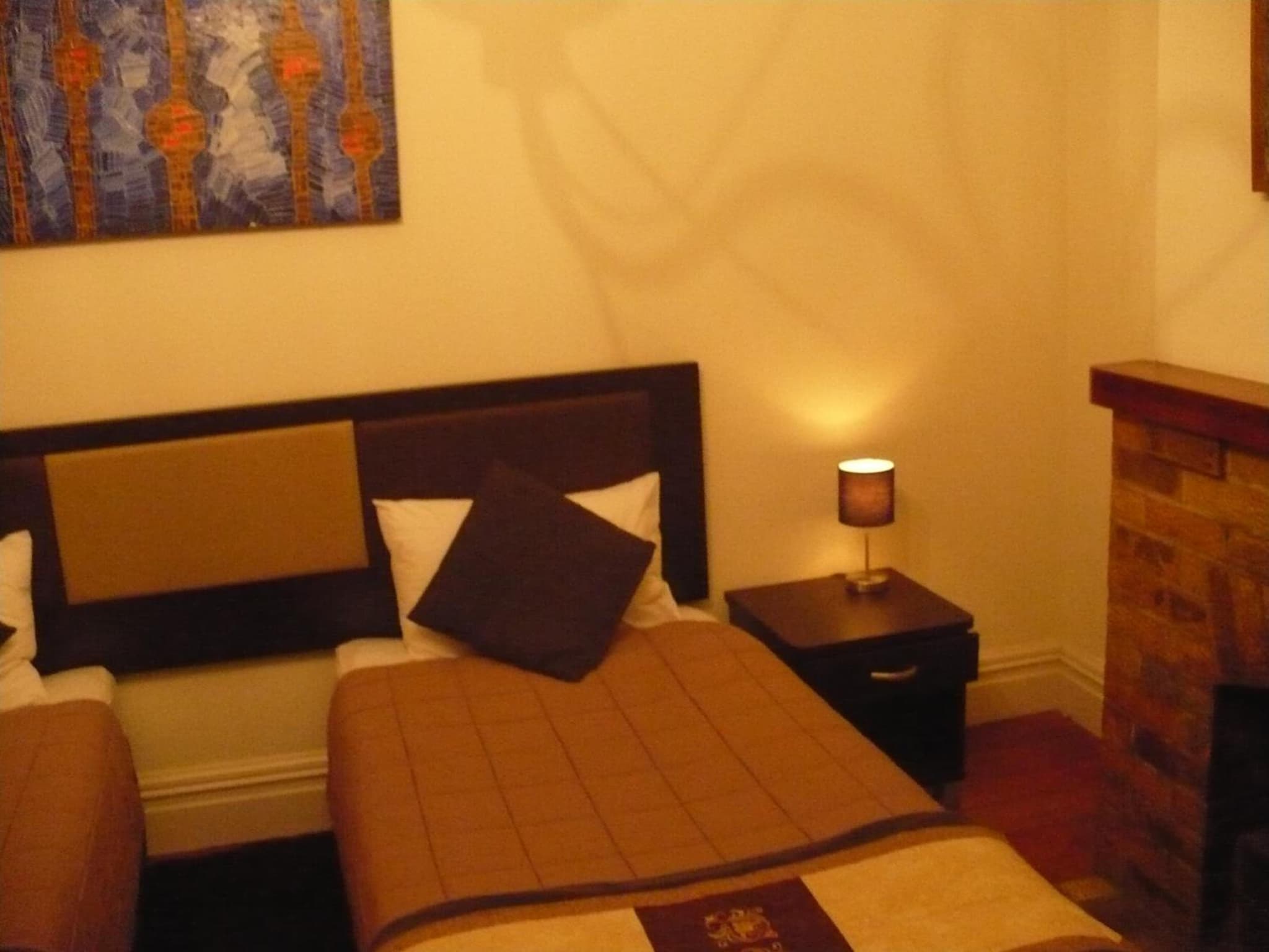 Brockworth Cottage photo 4