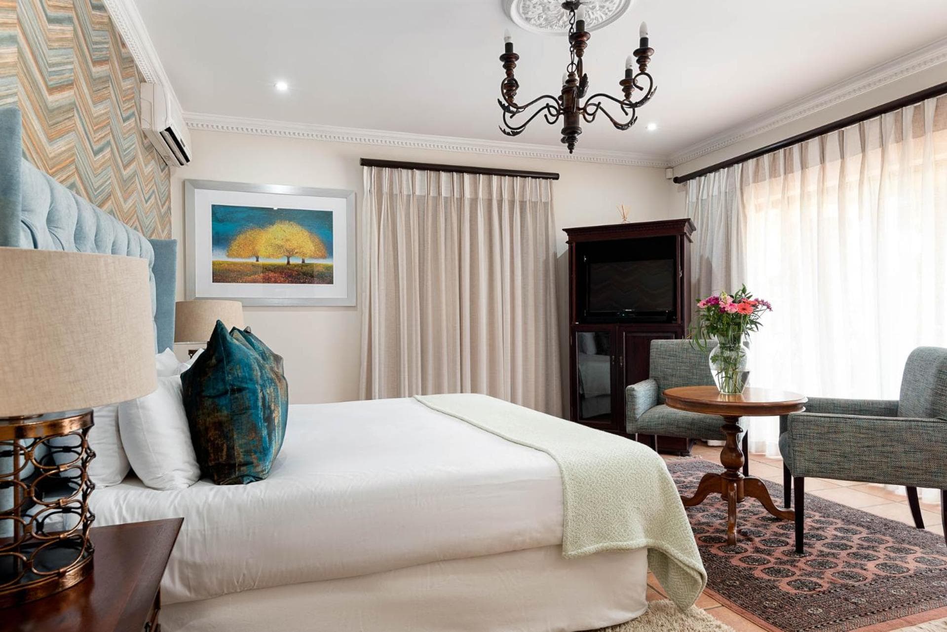 Valley Villa photo 3