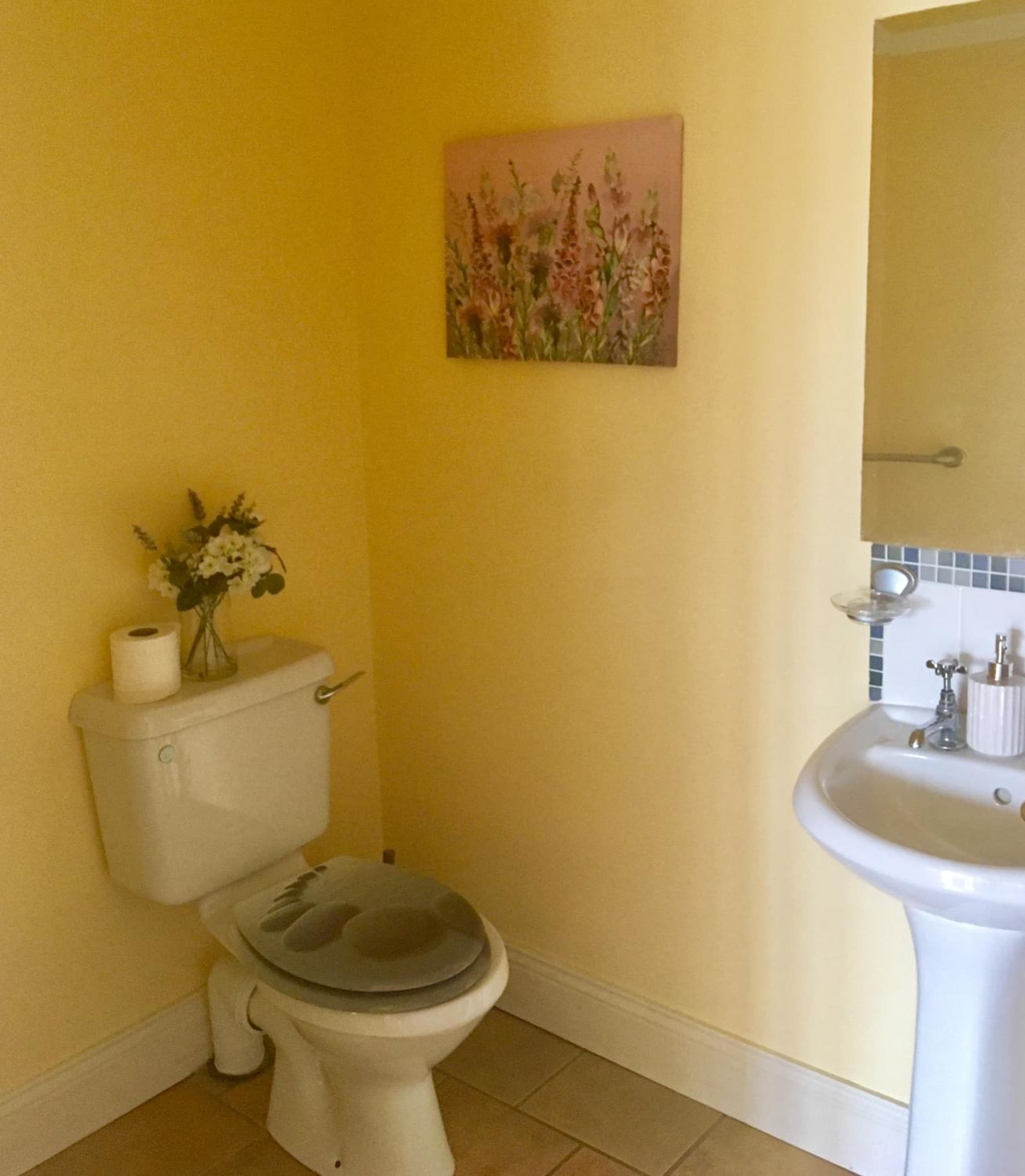Foxglove House photo 5