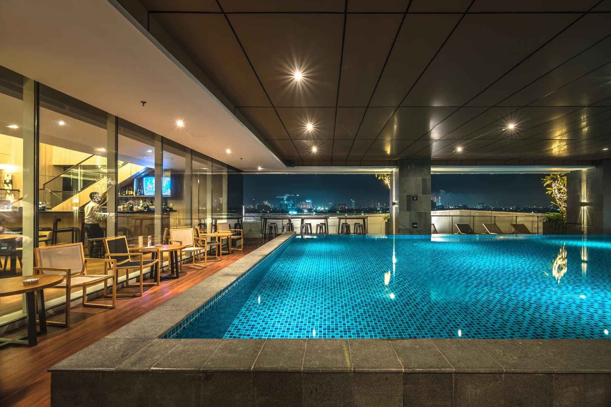 Oakwood Hotel & Residence Surabaya photo 8
