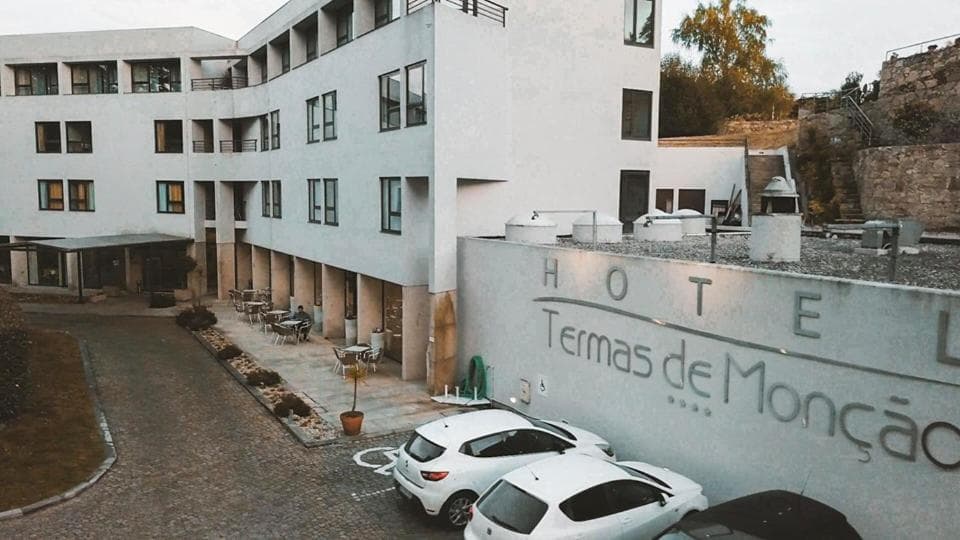 Hotel Bienestar Termas de Moncao photo 2