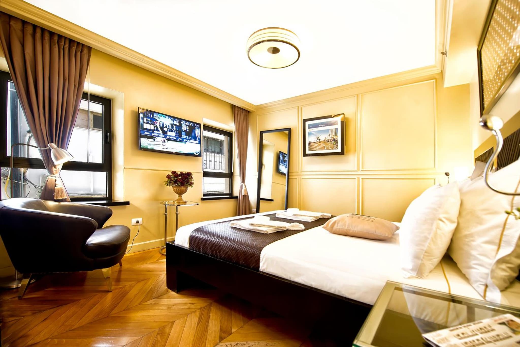 hotel room