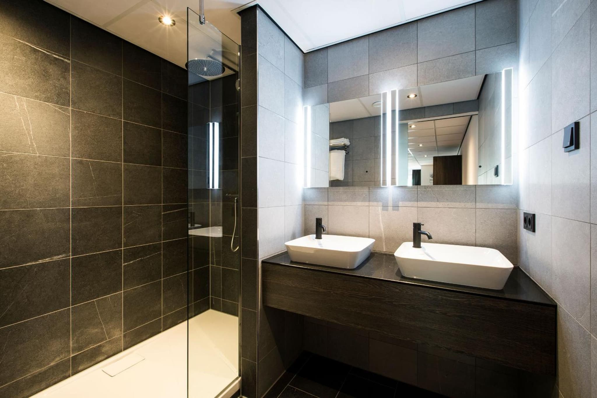 Leonardo Hotel Eindhoven City Center photo 5
