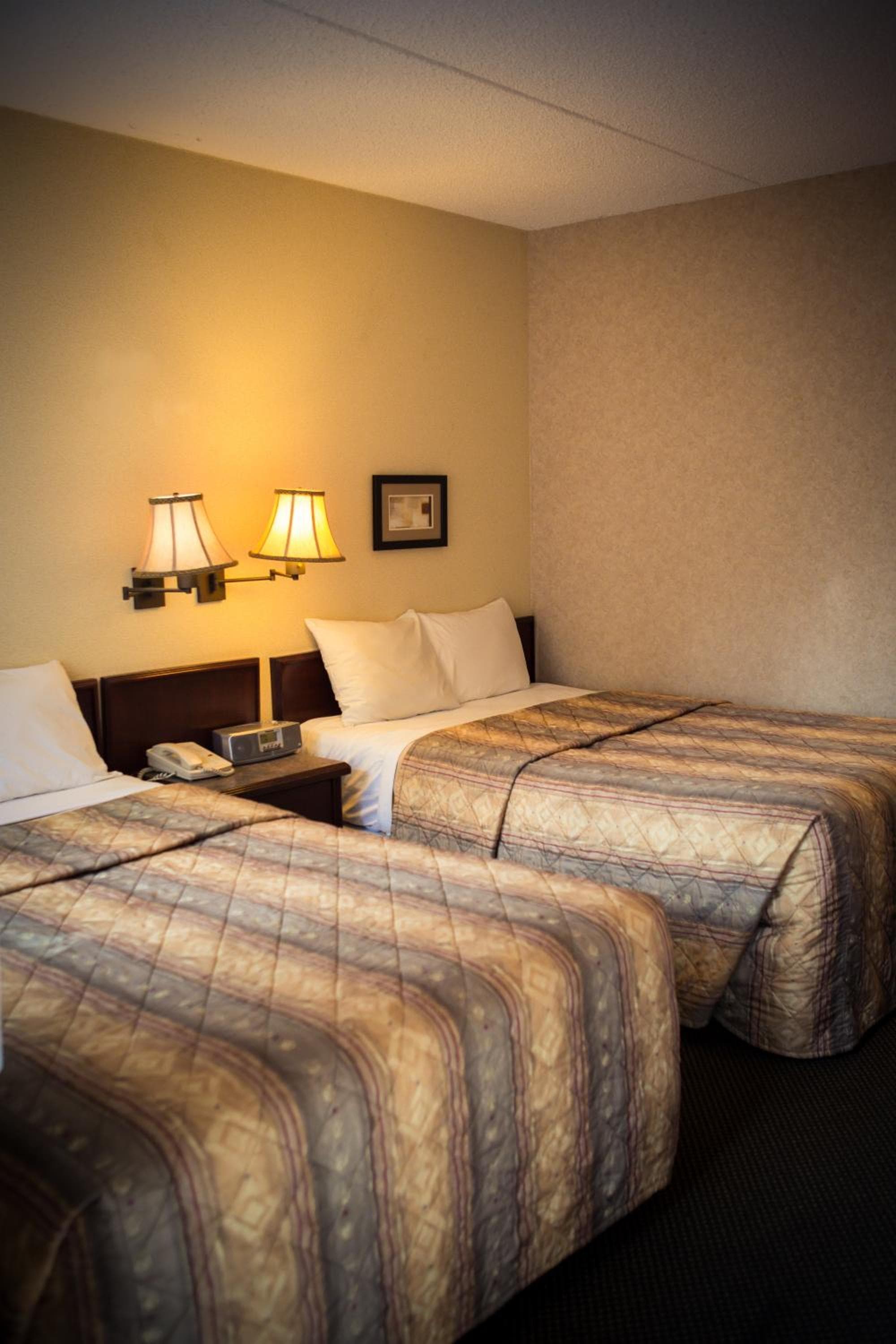 Langley Hwy Hotel photo 9