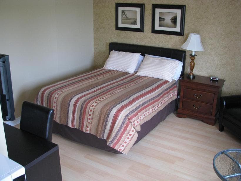 MacNeil's Motel photo 8