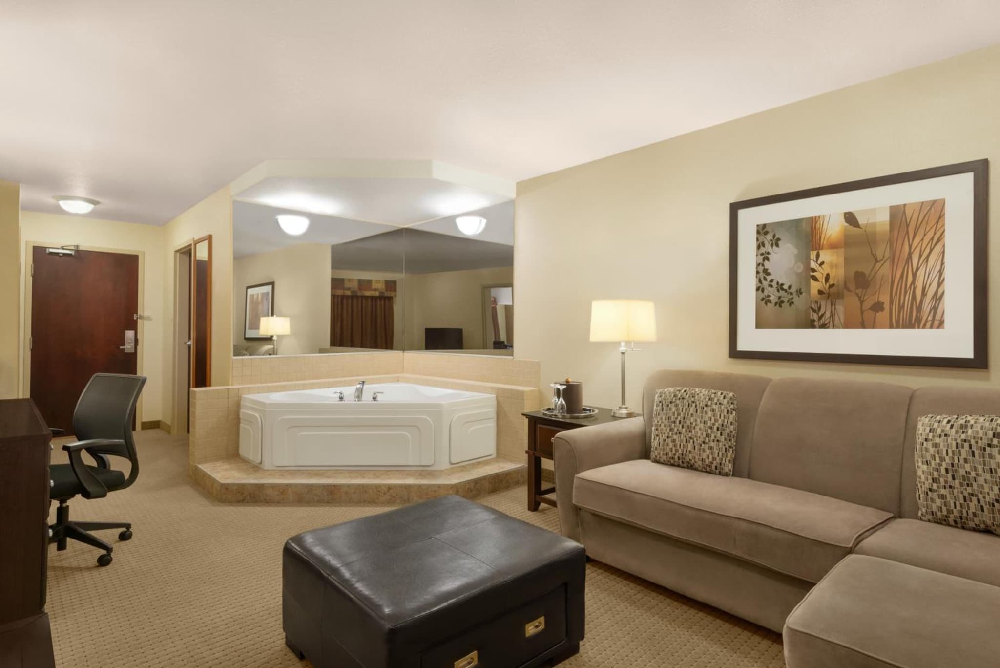 Ramada by Wyndham Drayton Valley photo 9