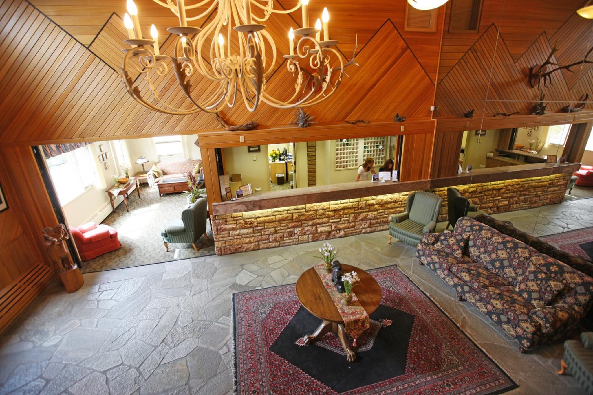 Mountaineer Lodge photo 5