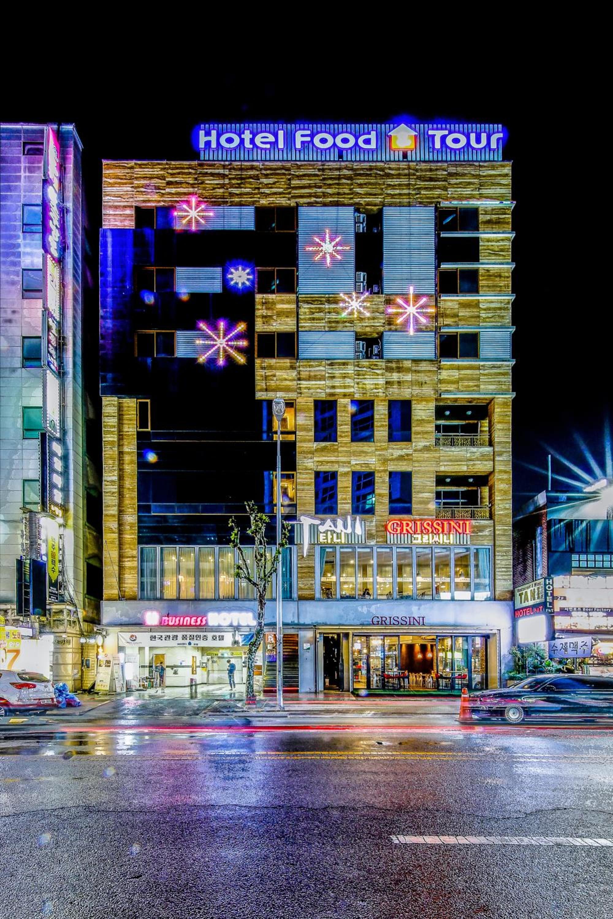 BOLTON Hotel photo 8