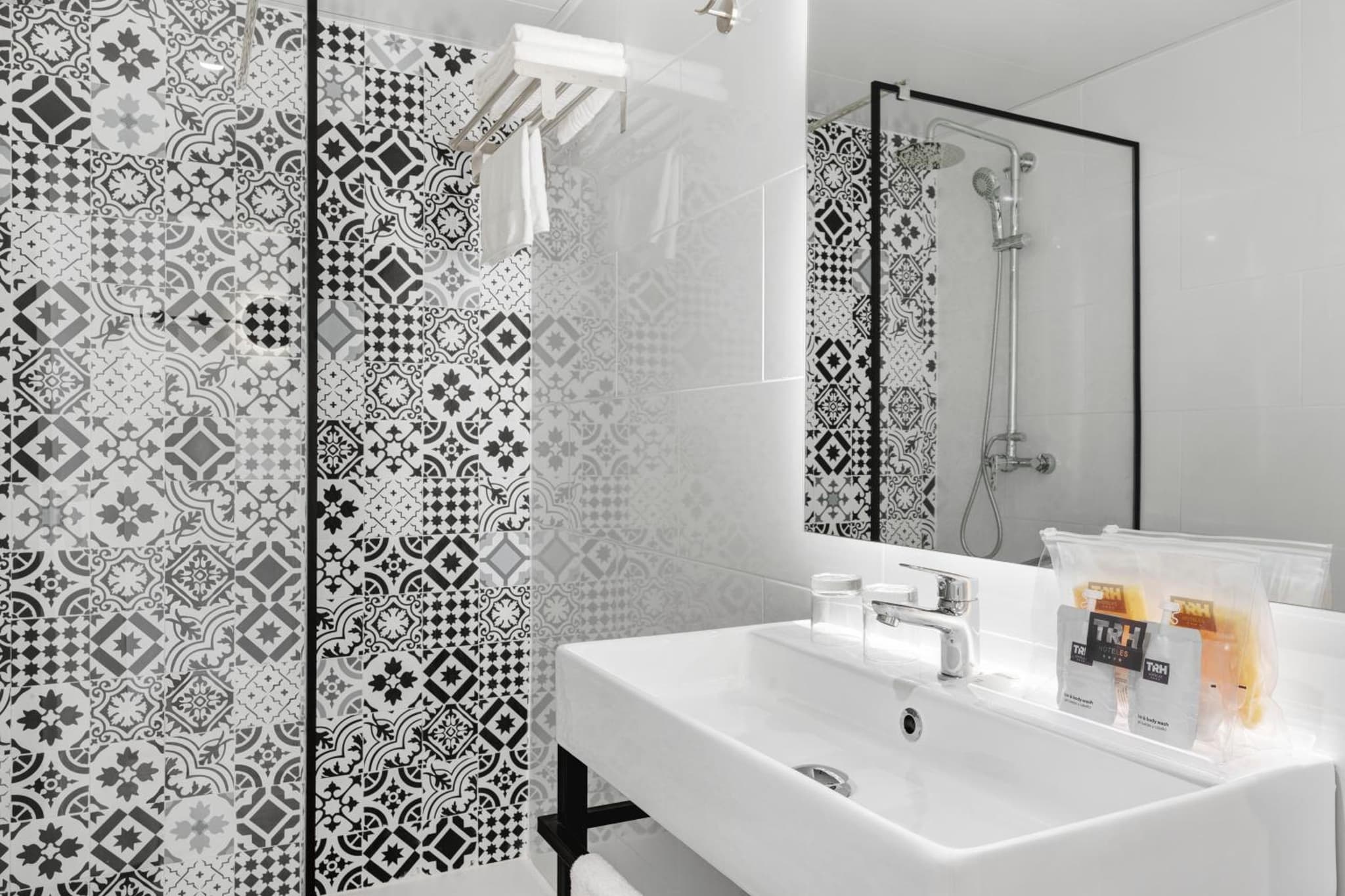 Palmanova Suites by TRH photo 9