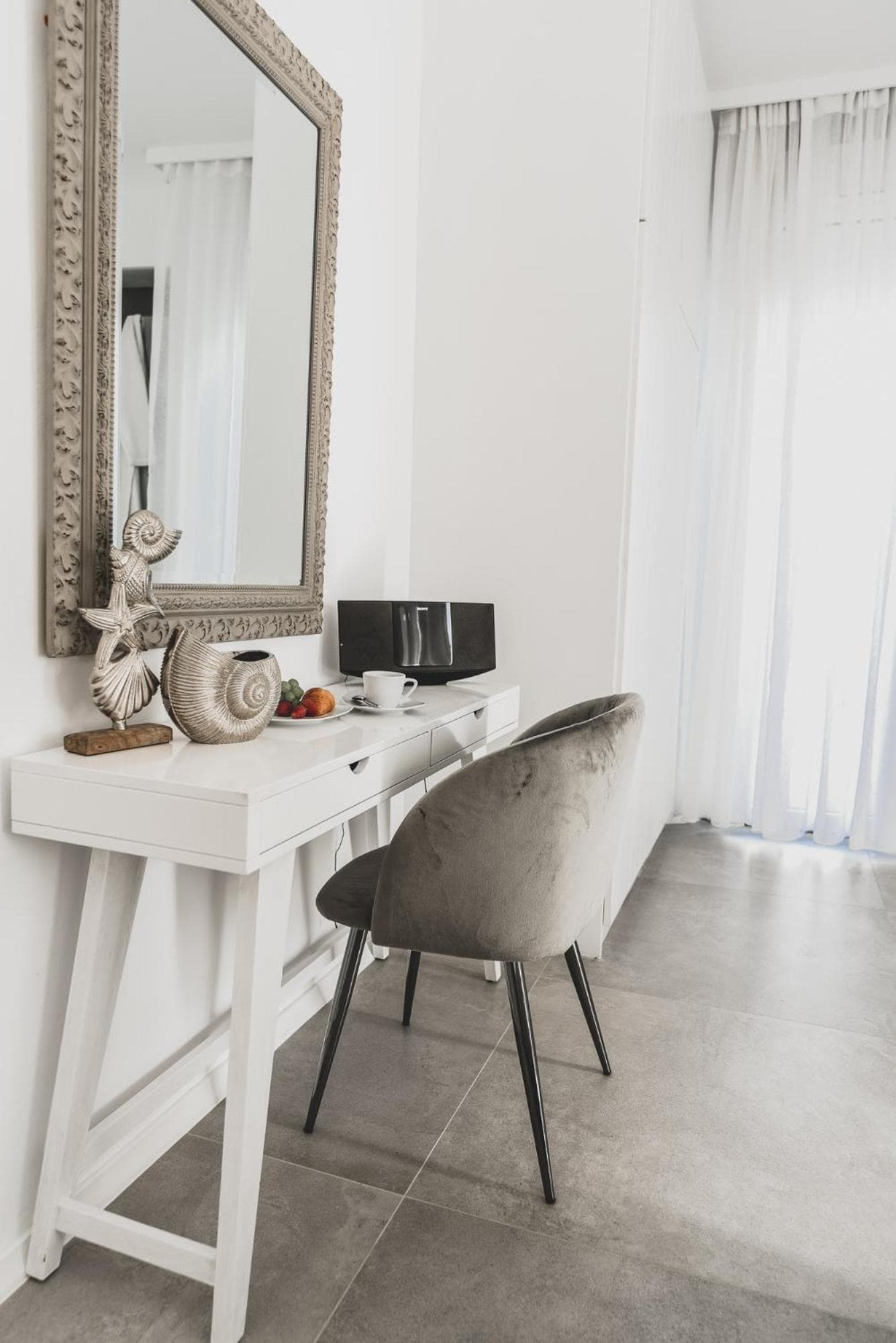 Riva Suites - Adults Only photo 6