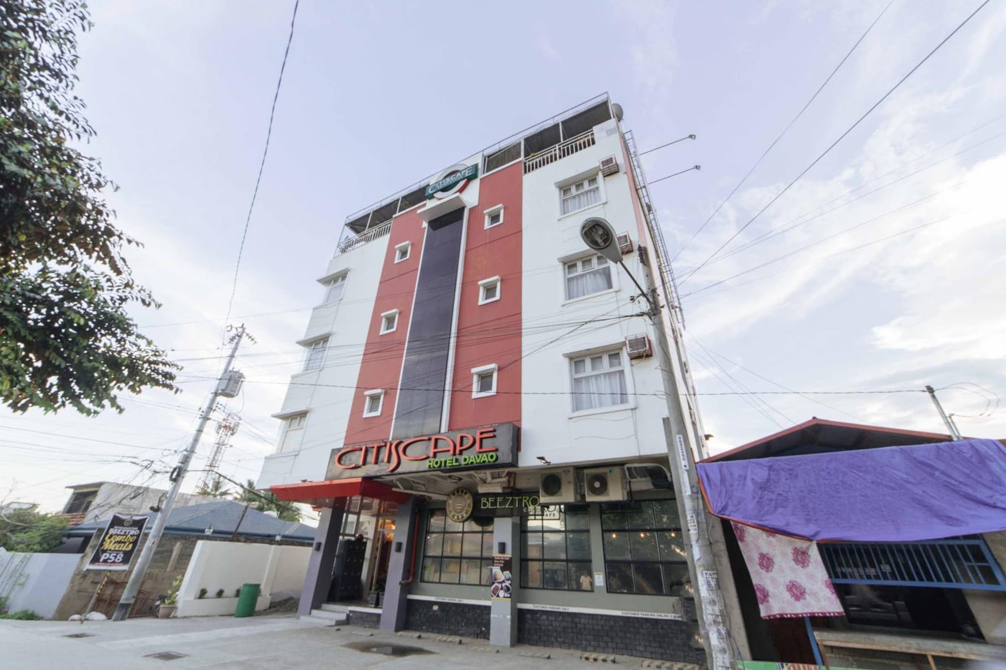 RedDoorz Plus near SM Lanang Davao photo 4