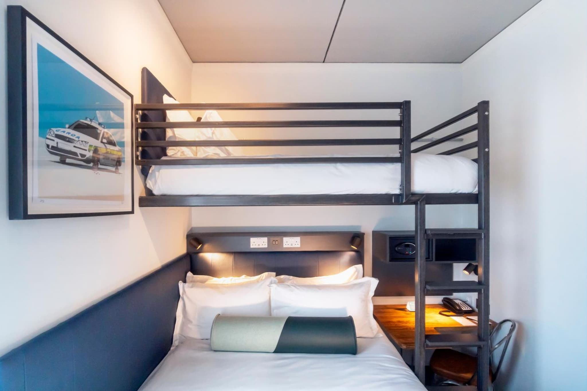 The Hendrick Smithfield photo 8