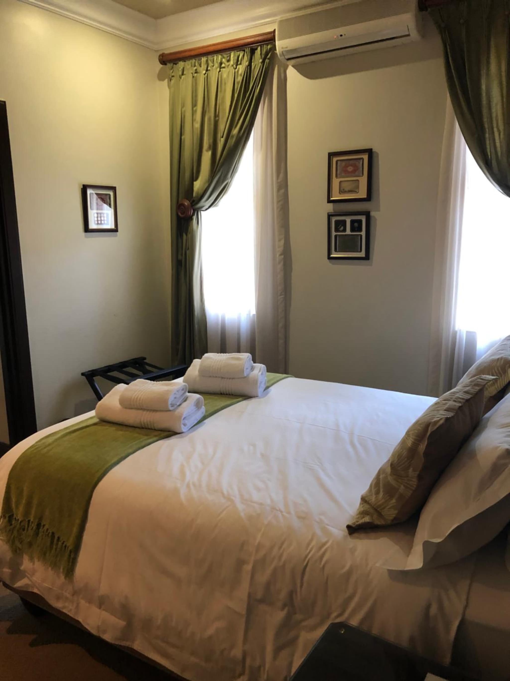 Goodey's Guesthouse photo 2