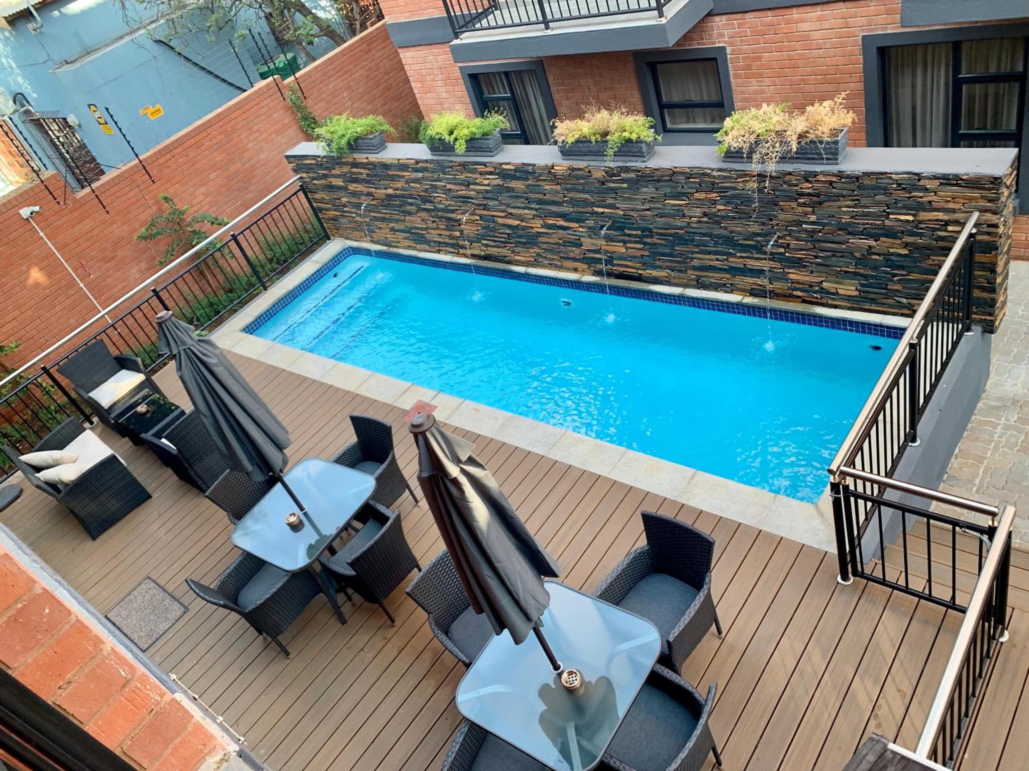 Hotel AT Hatfield Apartments photo 3