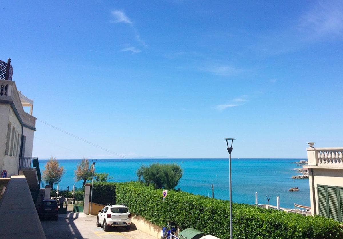 Appartamenti fronte mare photo 4