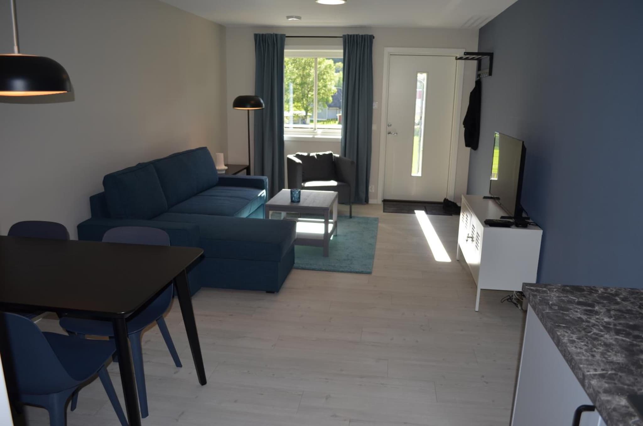 Einemo Apartments photo 4