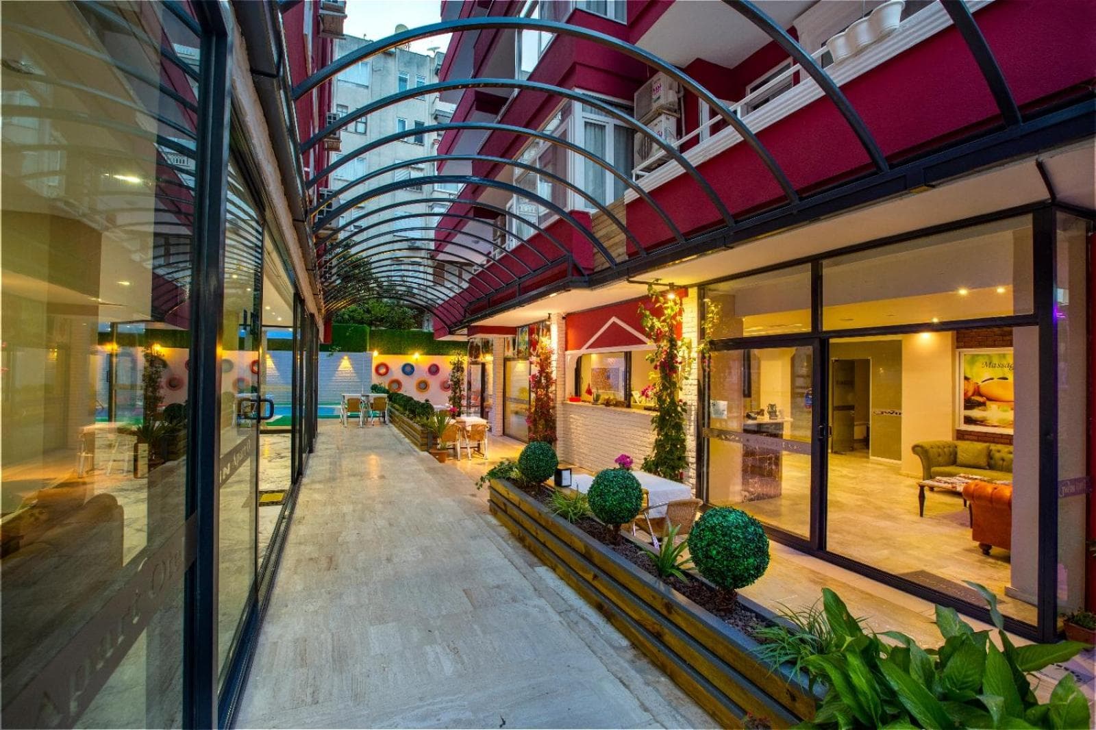 Twin Apart Hotel photo 2
