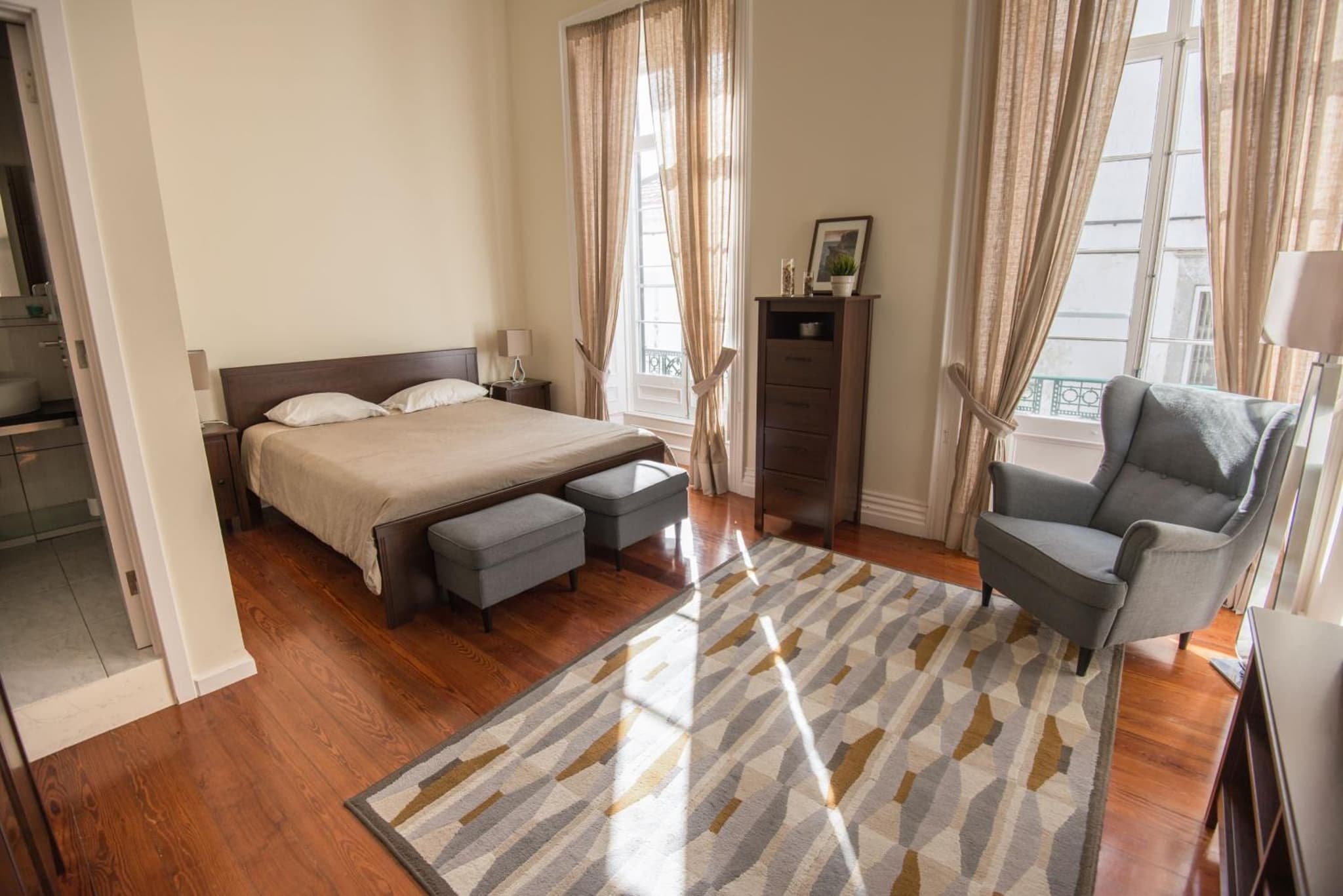 hotel room