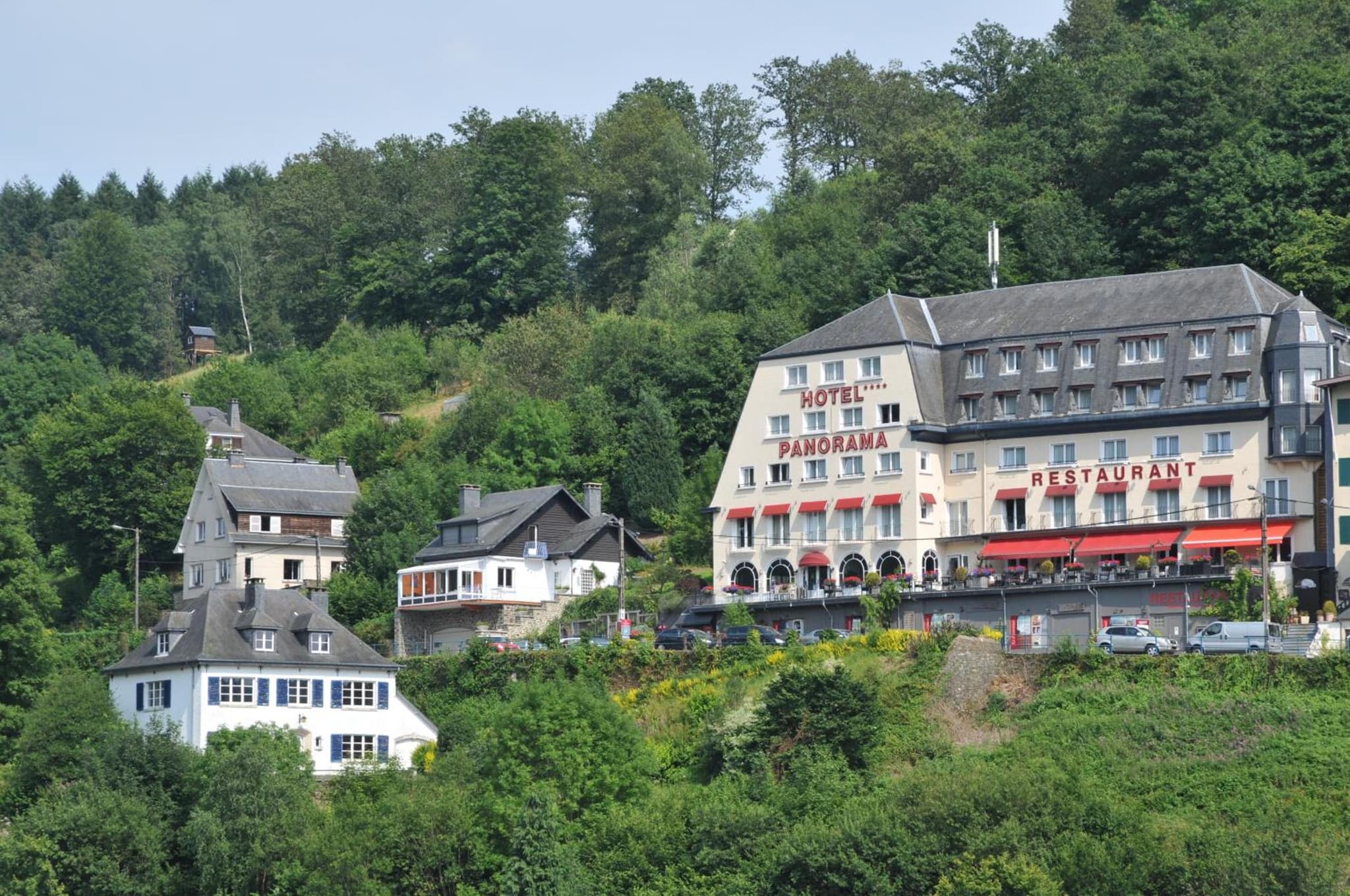 Hôtel Panorama - Vue exceptionnelle sur la Semois