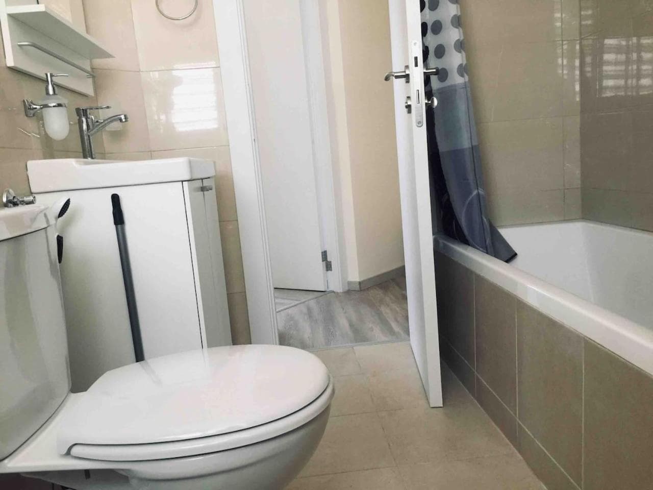 2 BDR Nitza appartment with balkony photo 8