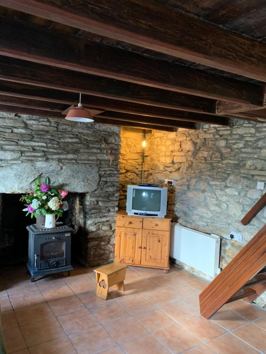 Westland Traditional Cottage dated 1700's photo 5