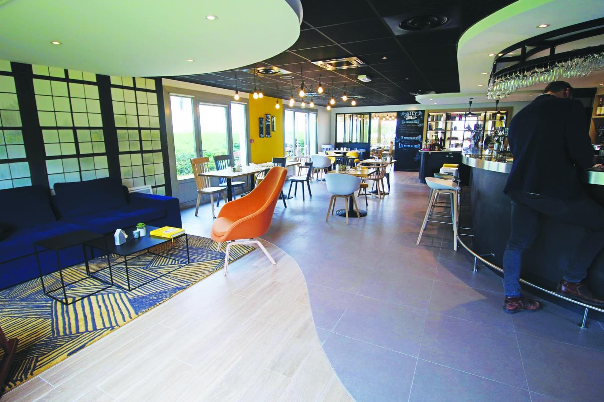 lounge