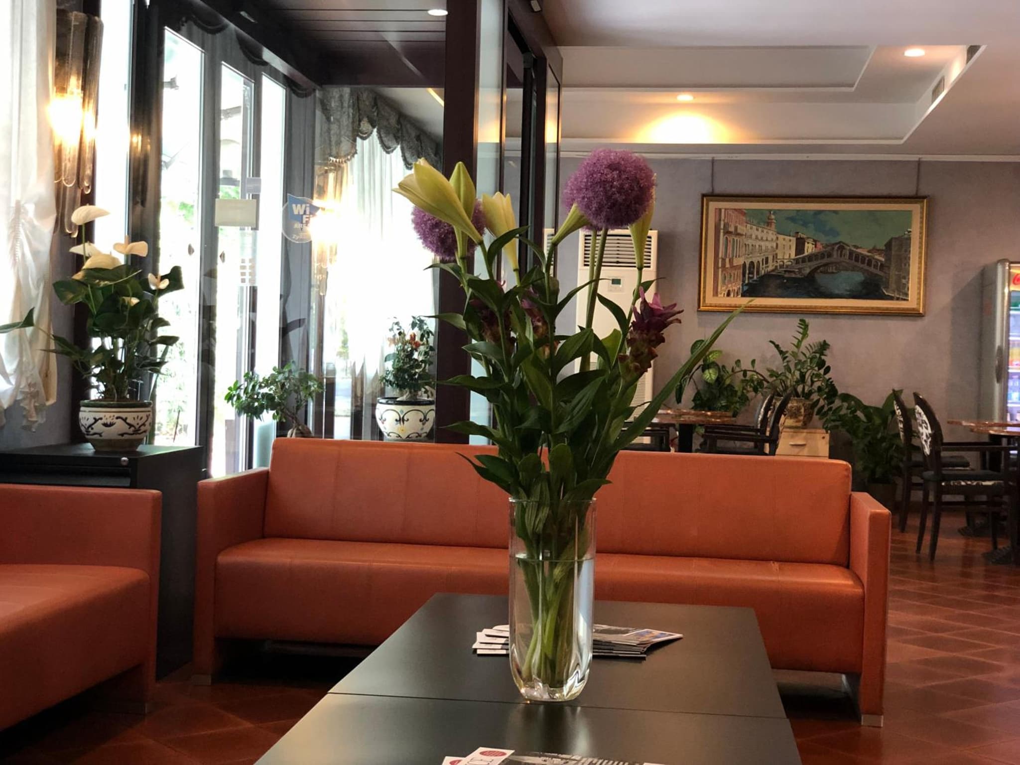 Hotel Vienna photo 2