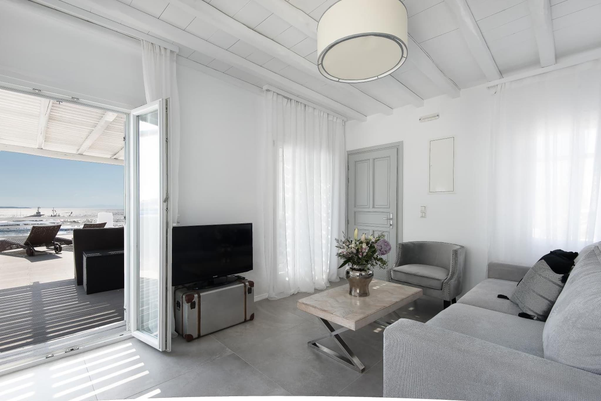 Riva Suites - Adults Only photo 5