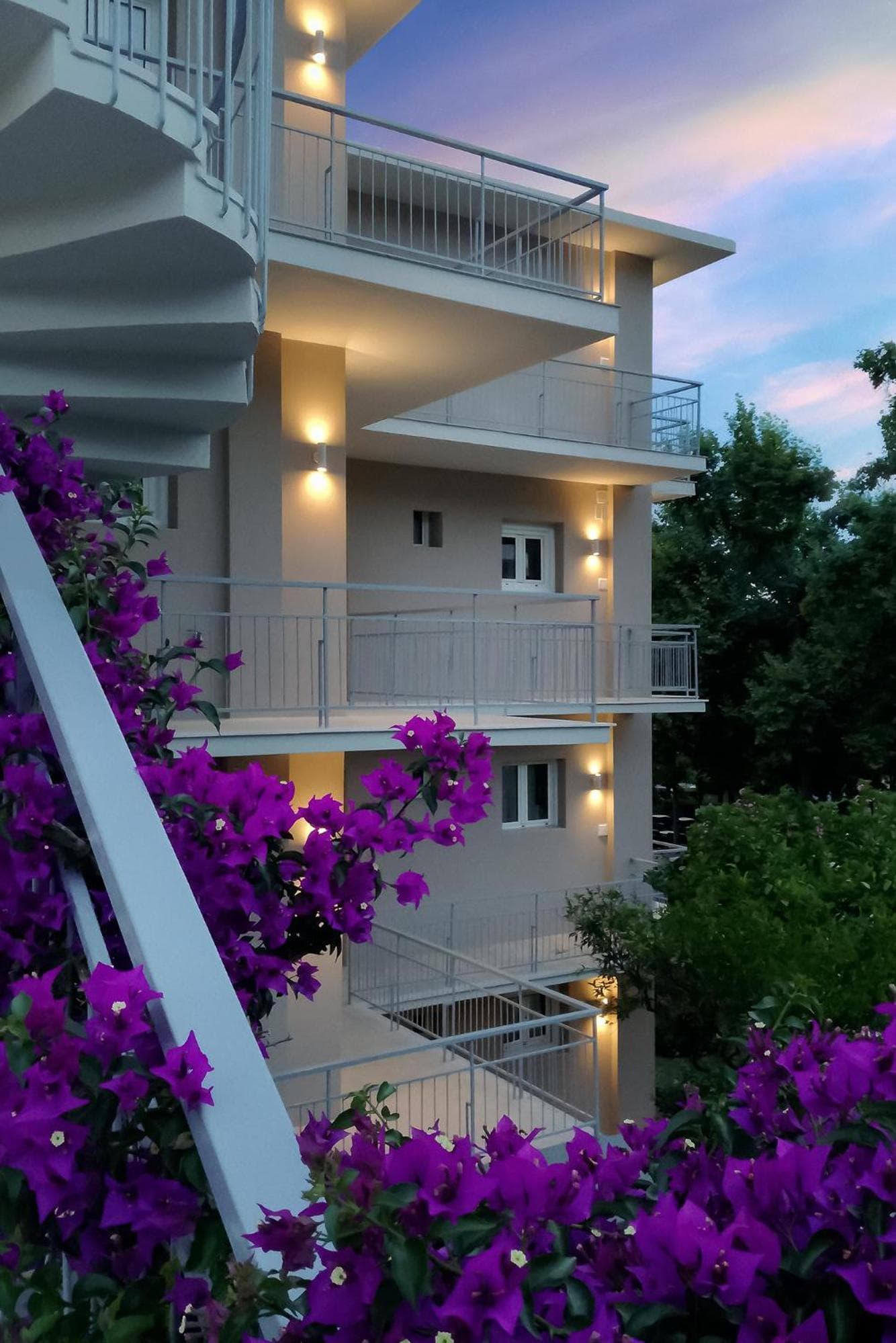 Lilly Apartments photo 9