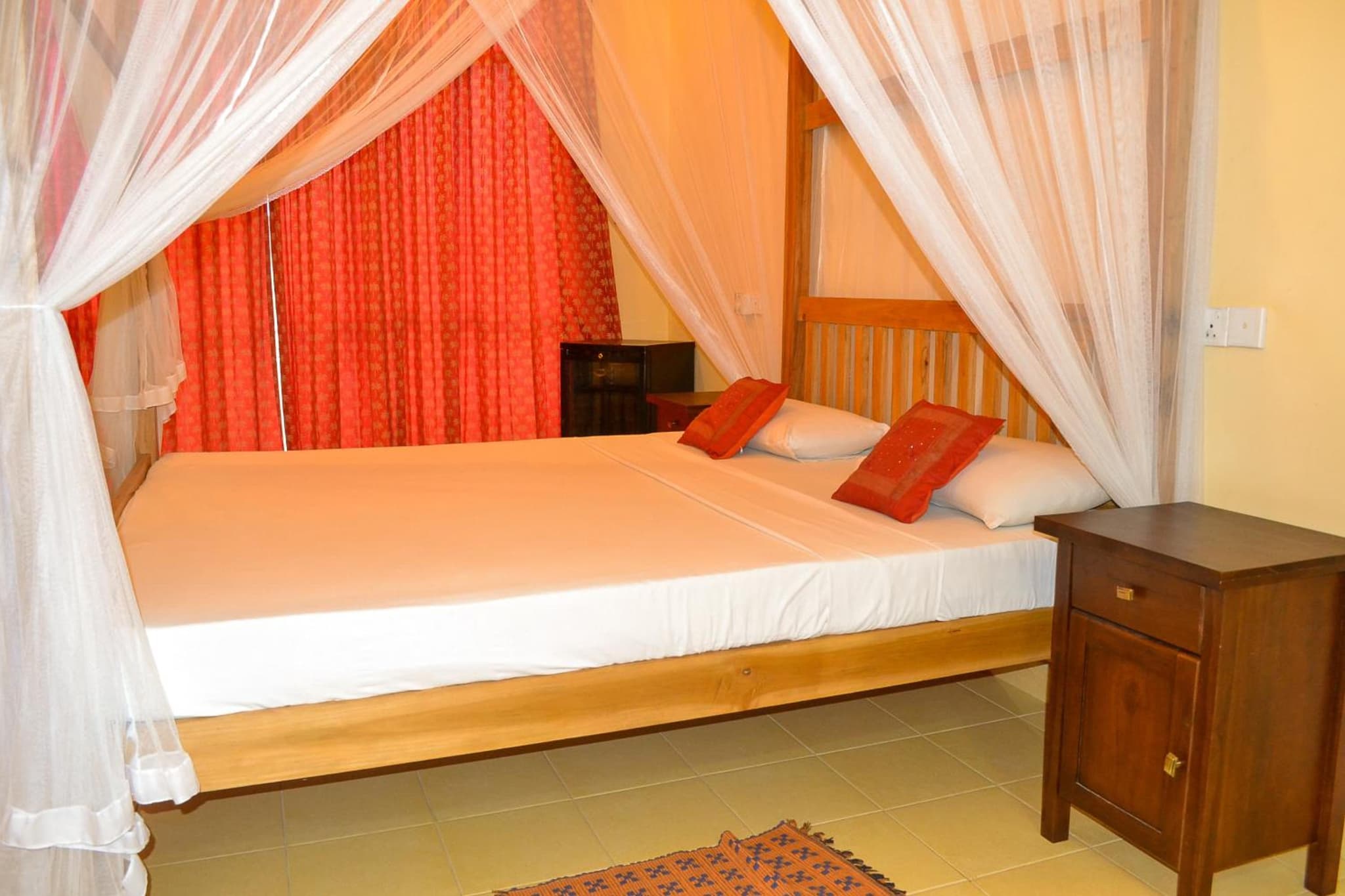 Hotel Marine at Negombo Beach photo 5