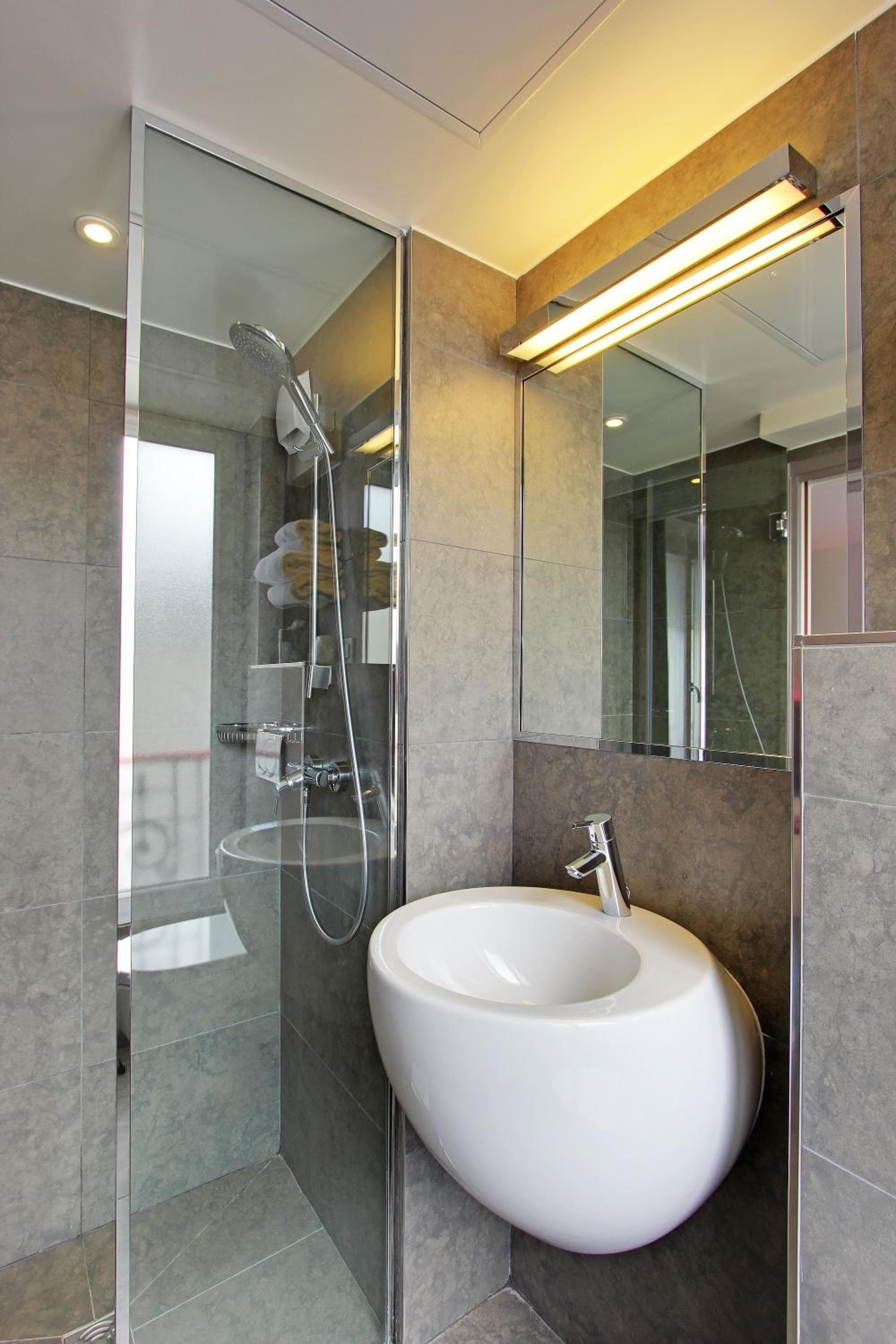 Hotel Alhambra photo 4
