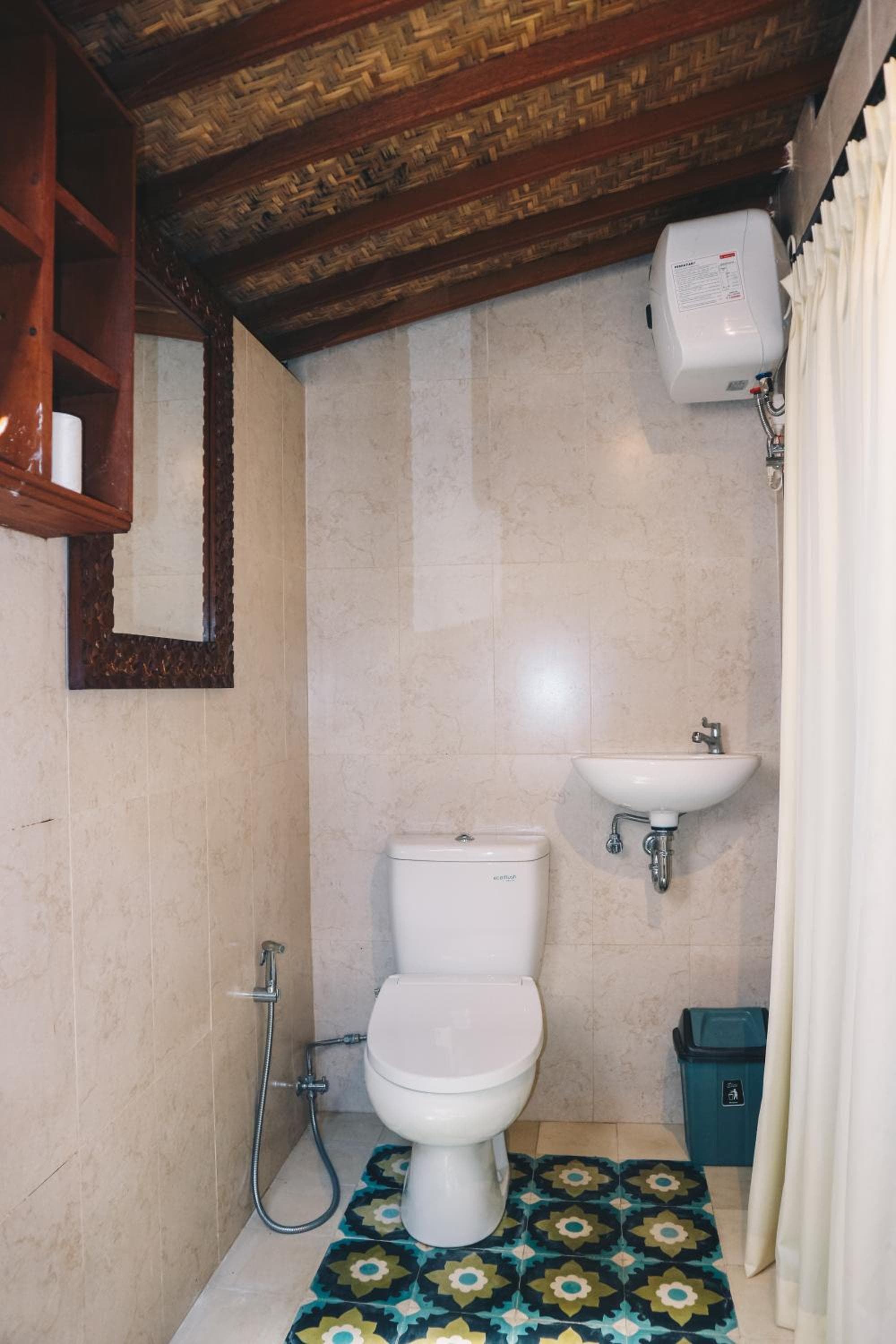 Mirah Guest House photo 7