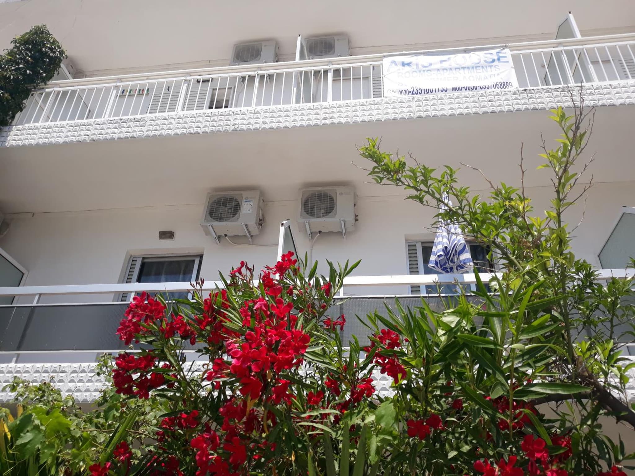 Aris House photo 8