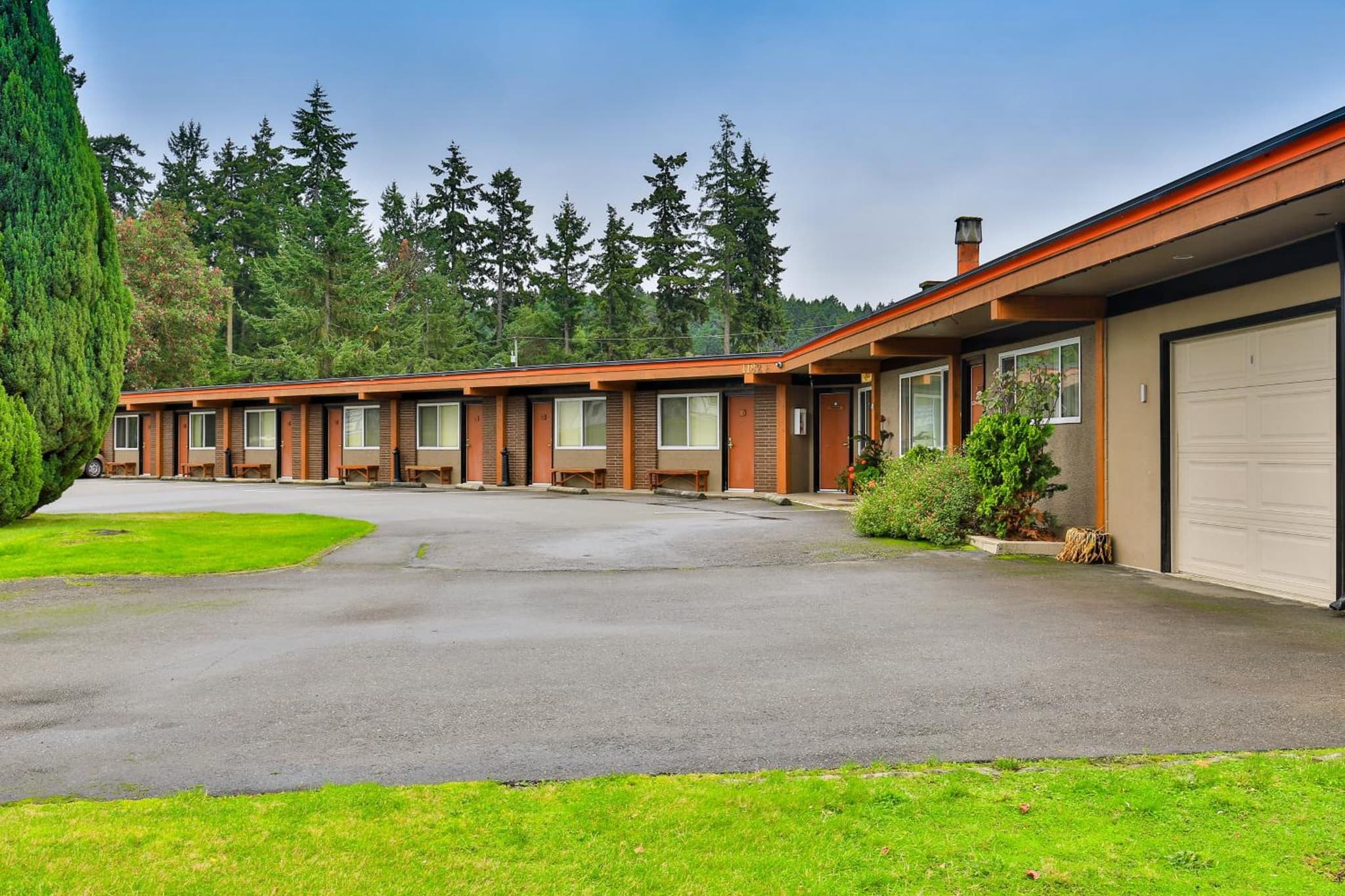 Arbutus Grove Motel photo 8