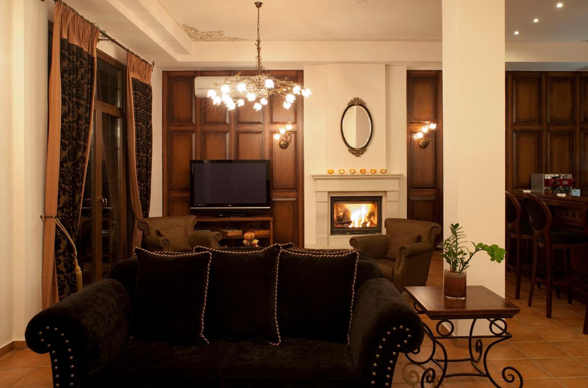 Dellas Boutique Hotel photo 7