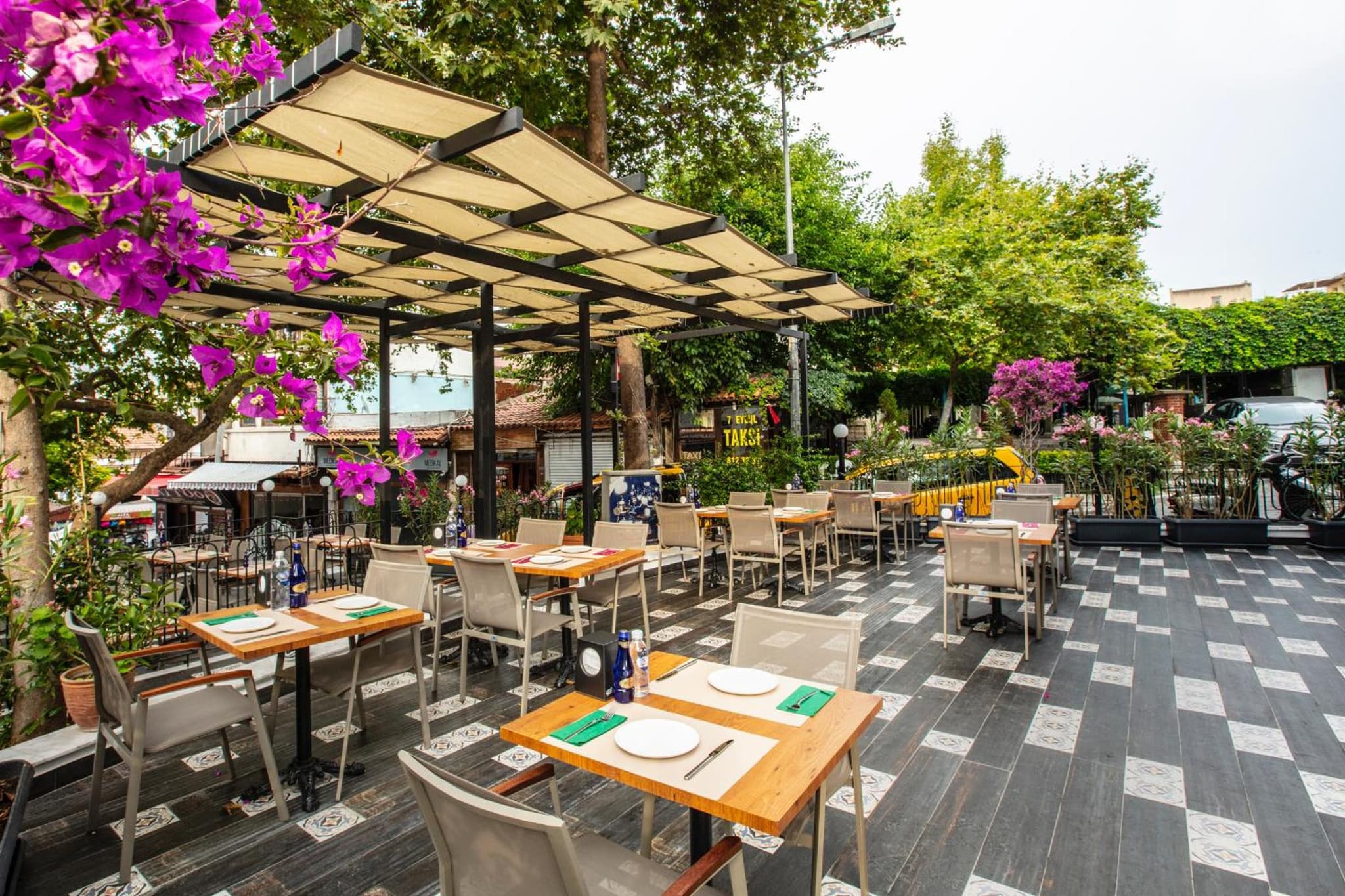 Eliada Hotel photo 4