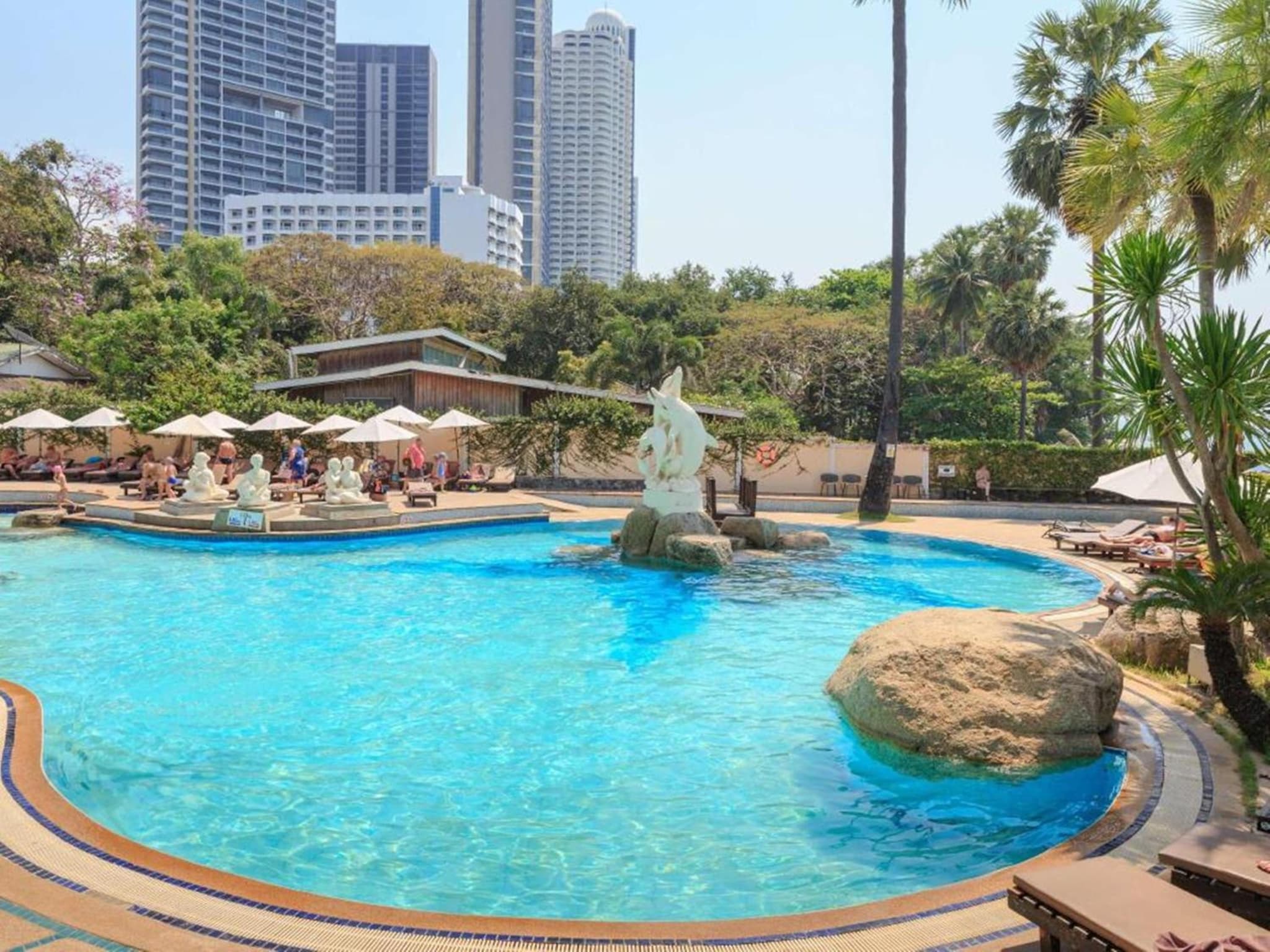 Long Beach Garden Hotel & Pavilions photo 5