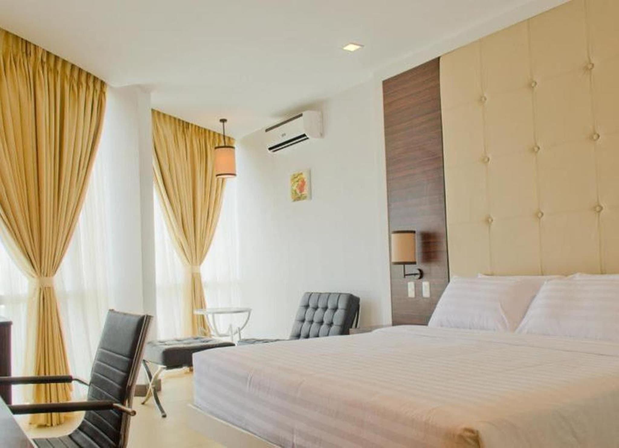 D'Hotel & Suites photo 5