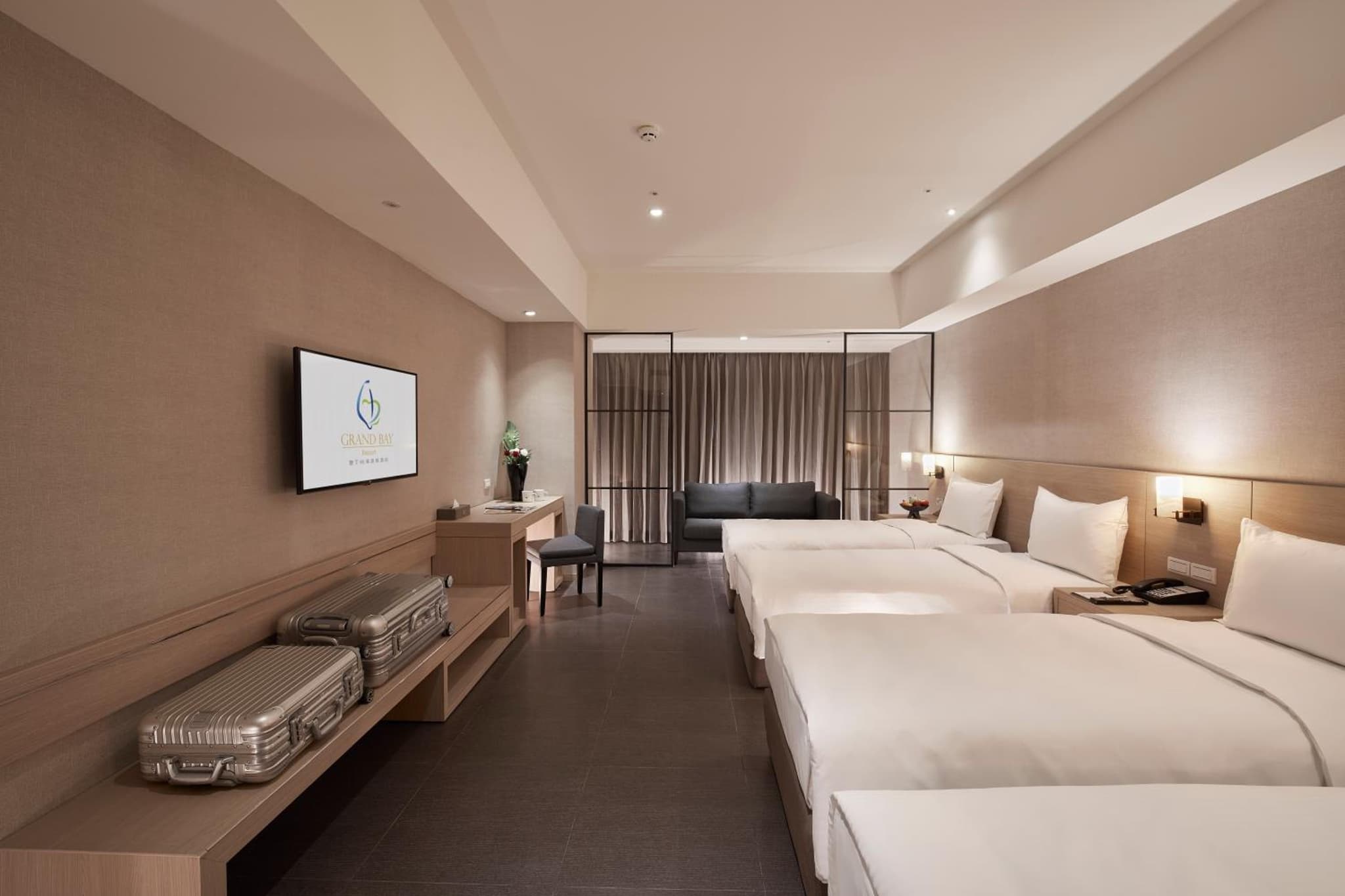 Grand Bay Resort Hotel photo 2