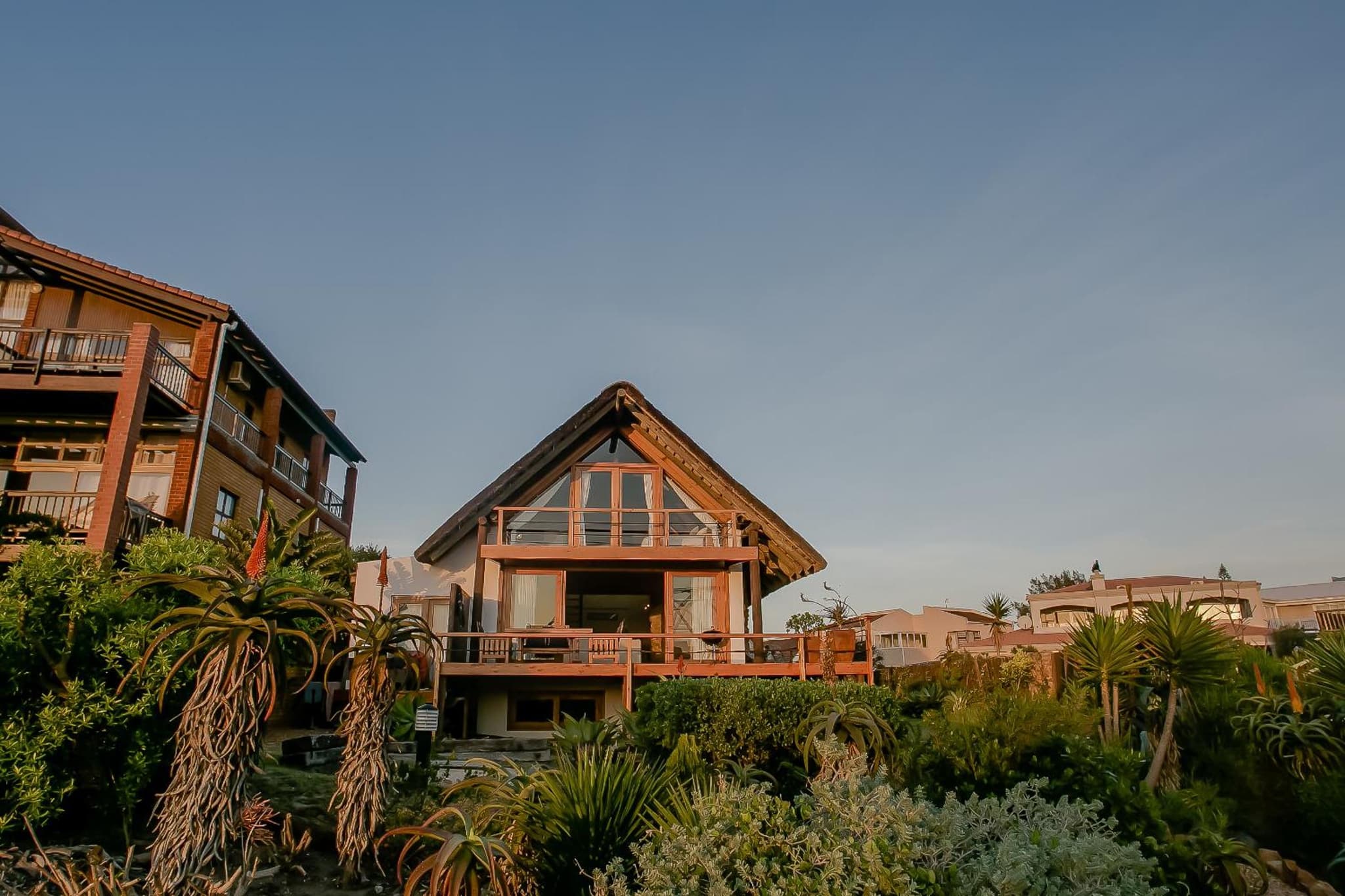 Dreamland Beach House & Studios at Supertubes photo 4