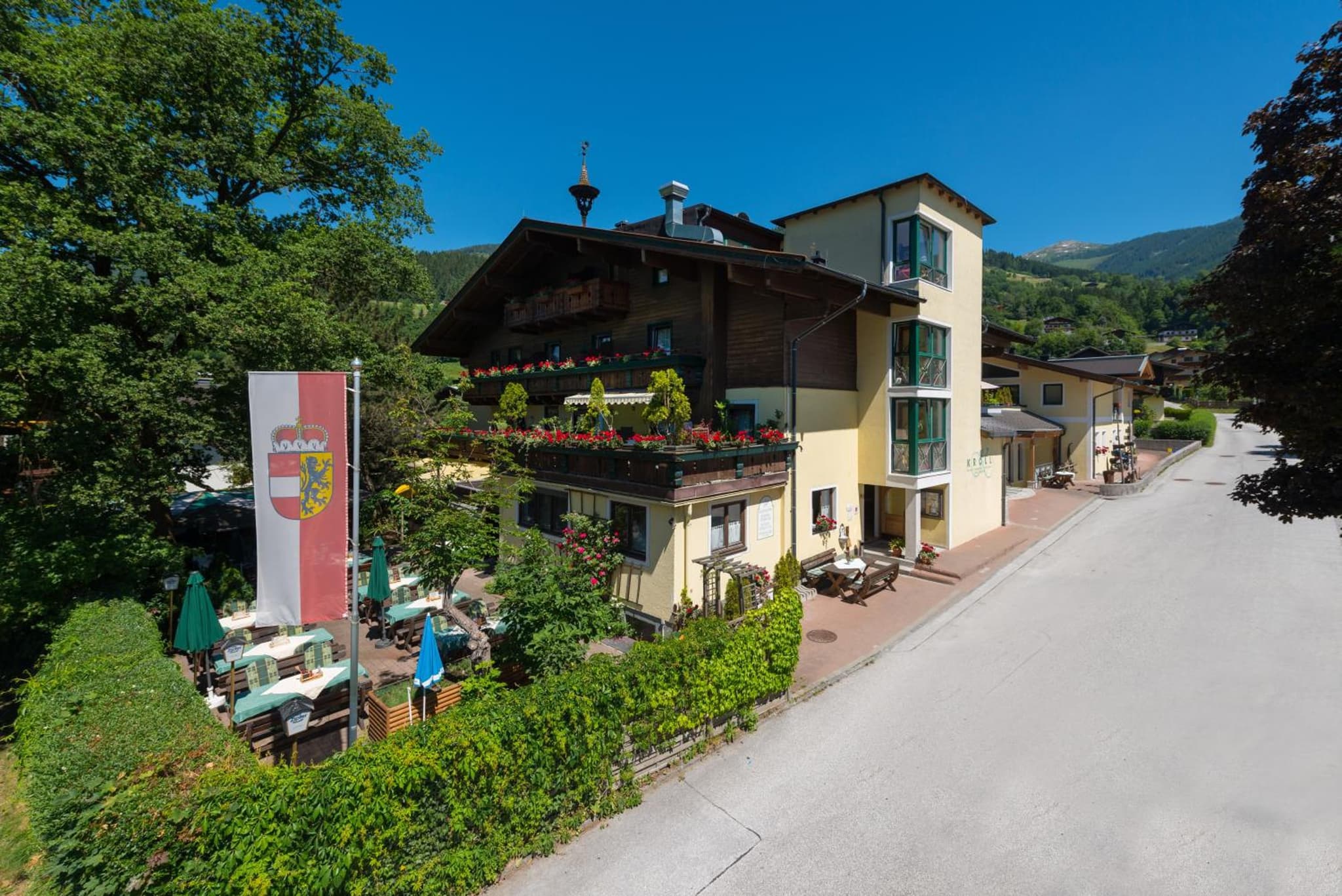 Hotel Gasthof Kröll, 1x Großglockner kostenlos, Kinder bis 12 Jahre frei, Restaurant mit regionaler Küche