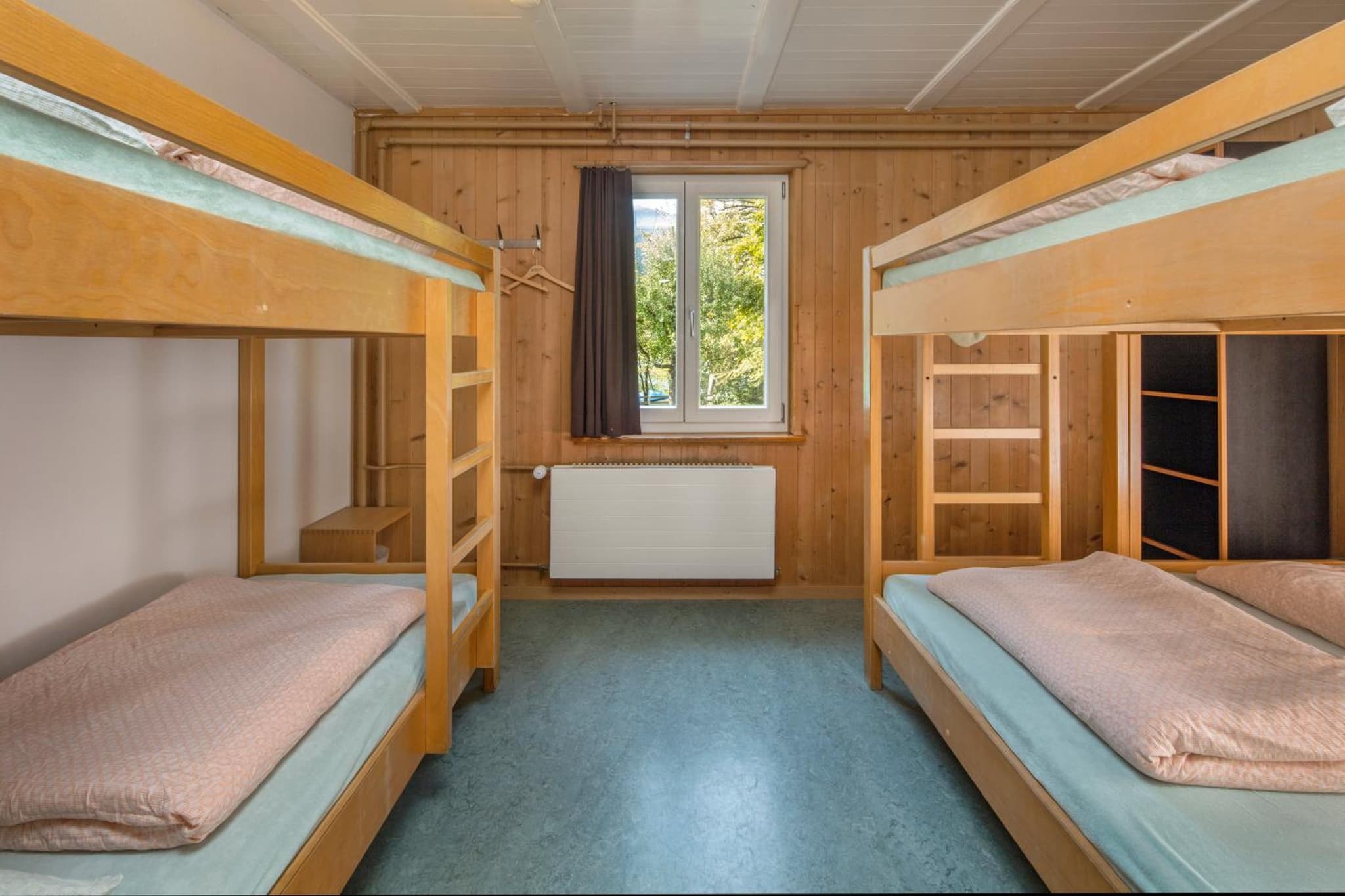 Brienz Youth Hostel photo 9